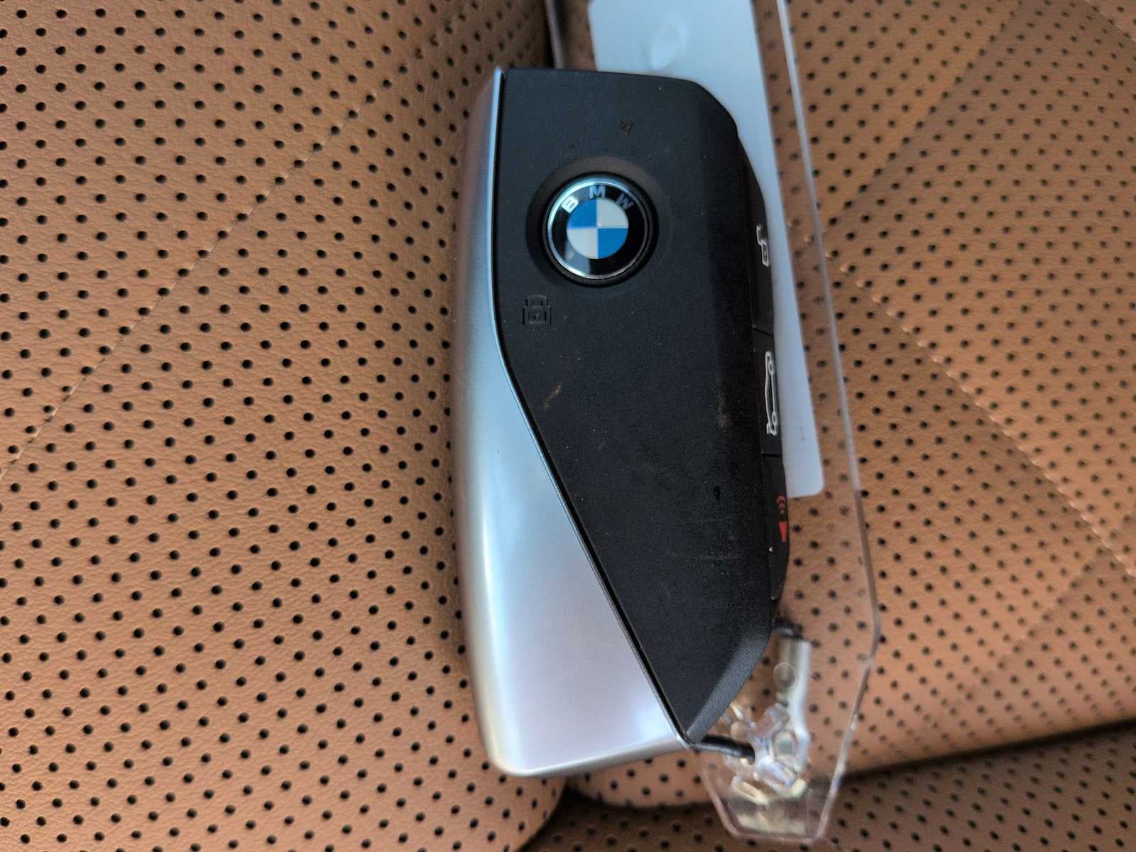 2027 BMW X6 xDrive40i
