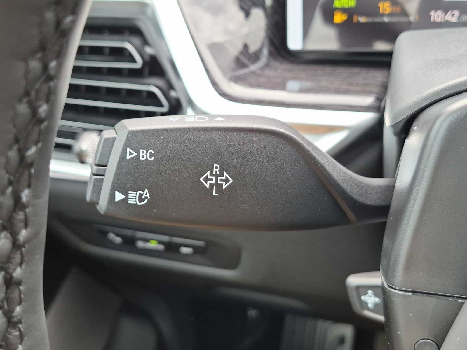 2027 BMW X6 xDrive40i