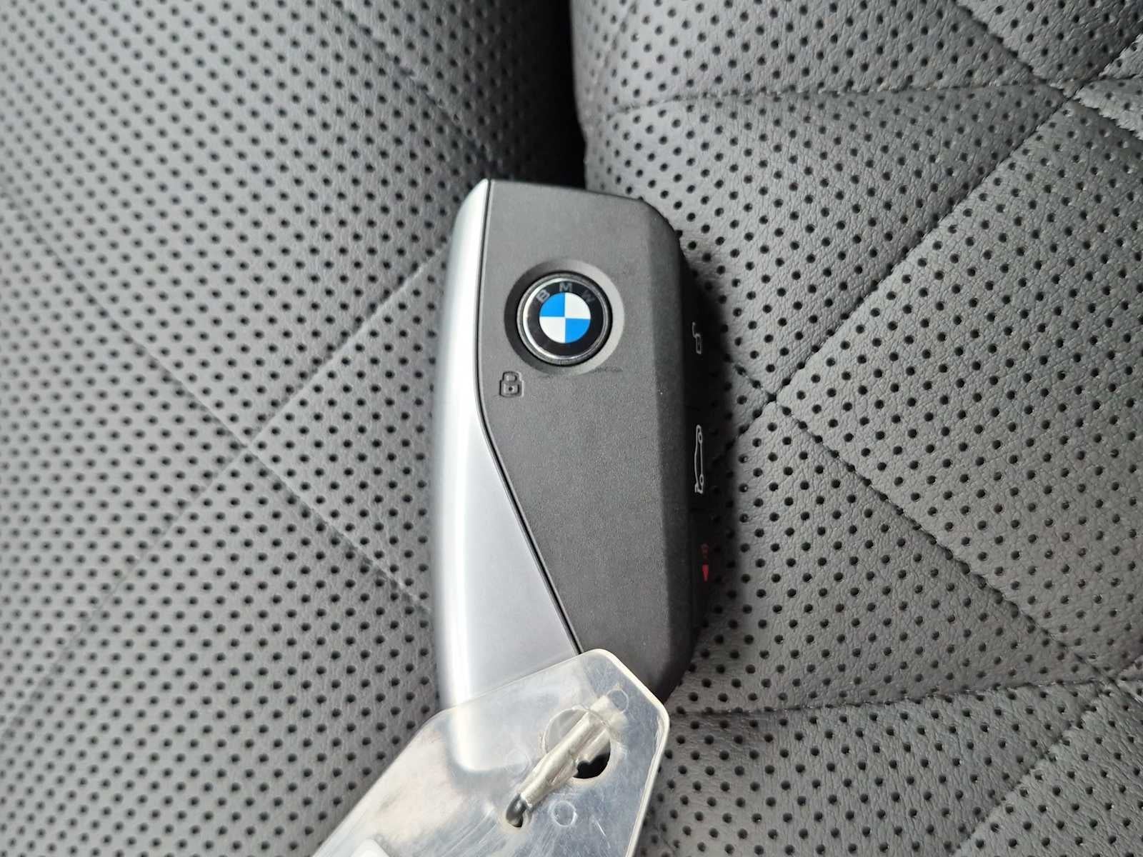 2027 BMW X6 xDrive40i