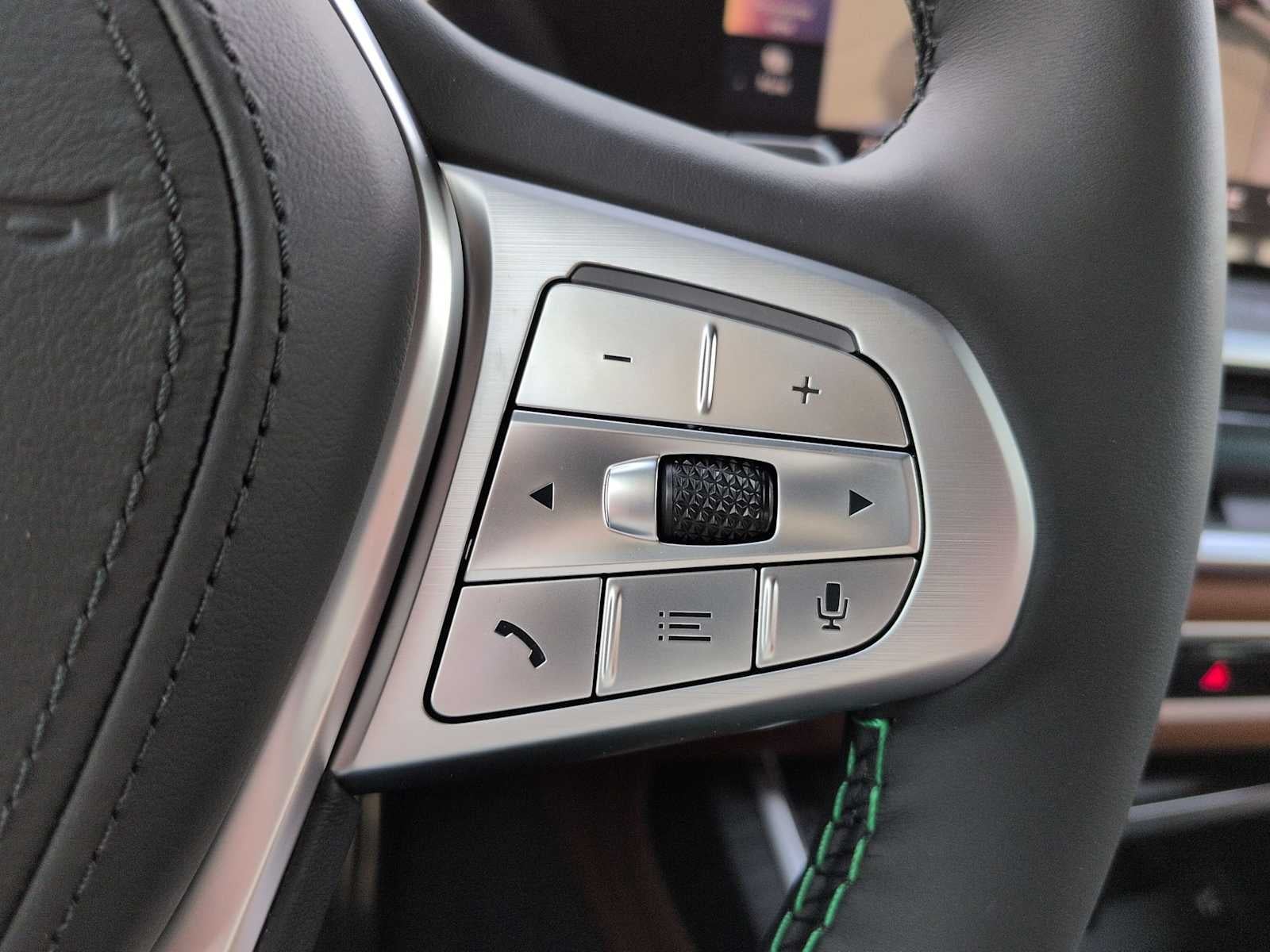 2026 BMW B7 ALPINA XB7