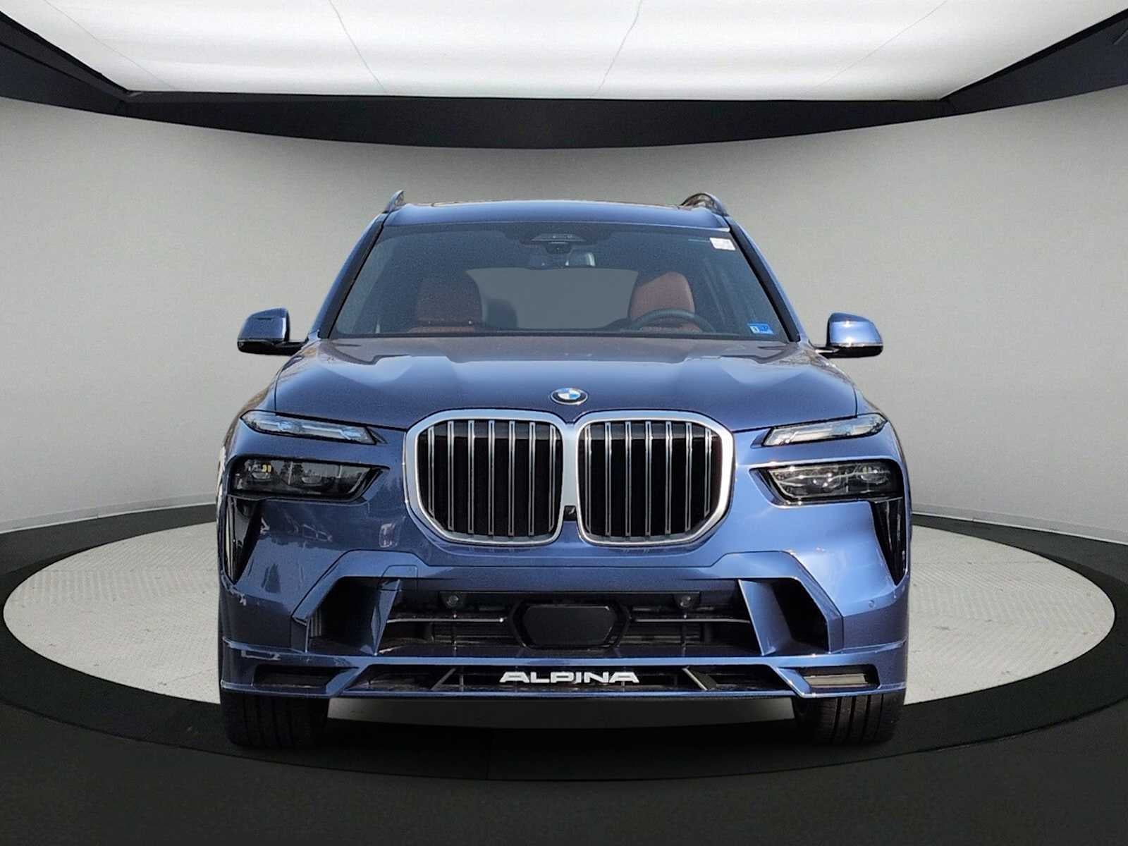 2026 BMW B7 ALPINA XB7