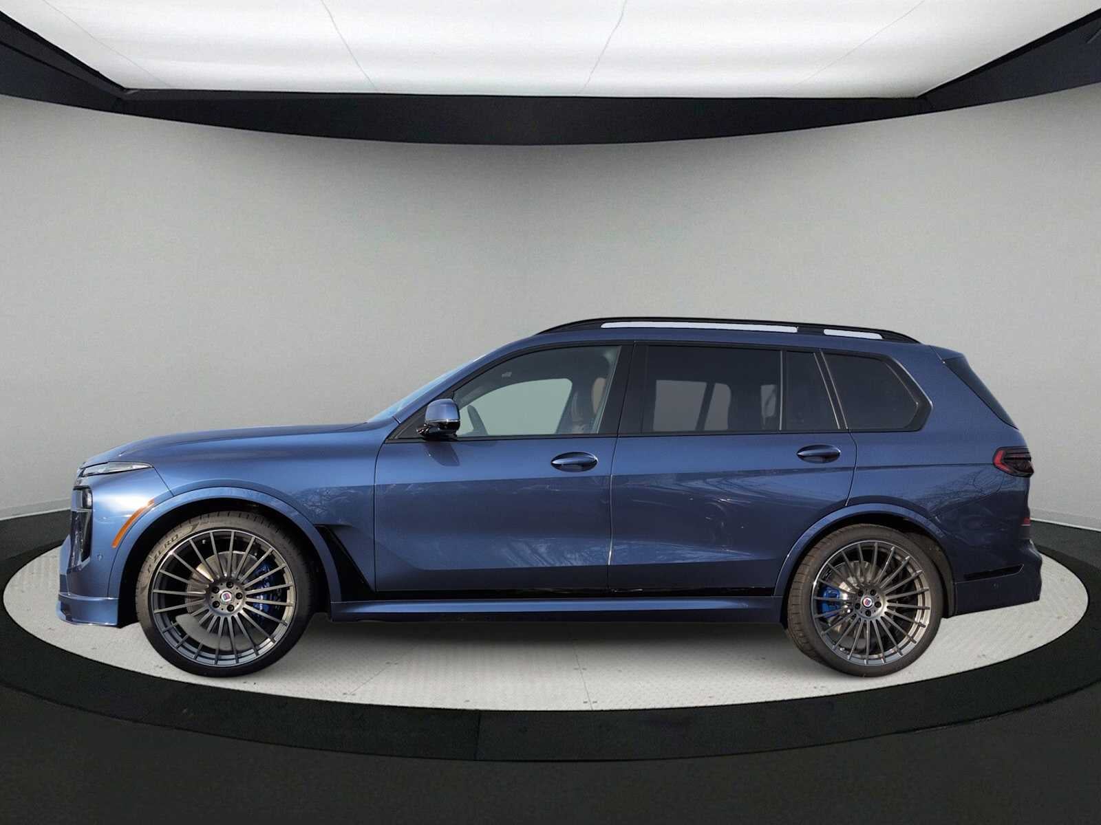 2026 BMW B7 ALPINA XB7