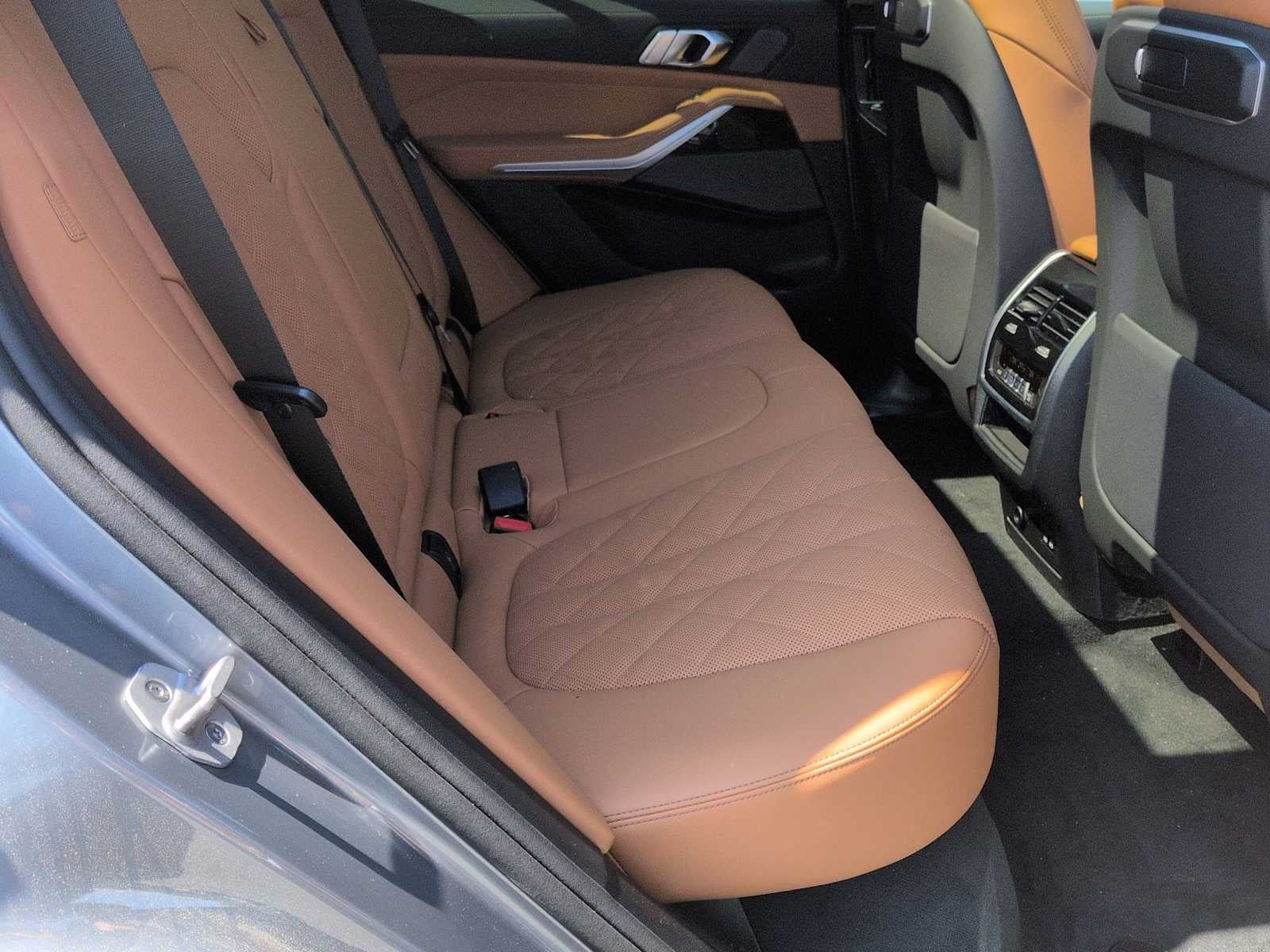 2026 BMW X5 xDrive50e xDrive50e