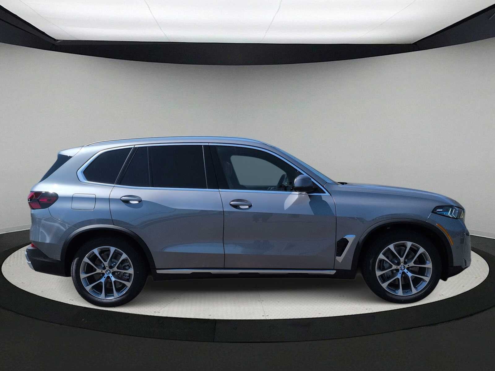 2026 BMW X5 xDrive50e xDrive50e
