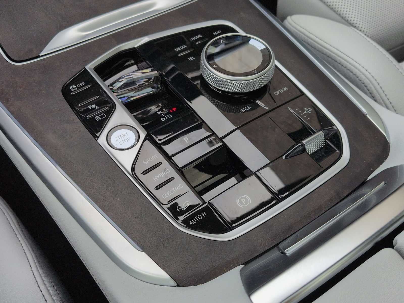 2025 BMW X5 xDrive50e