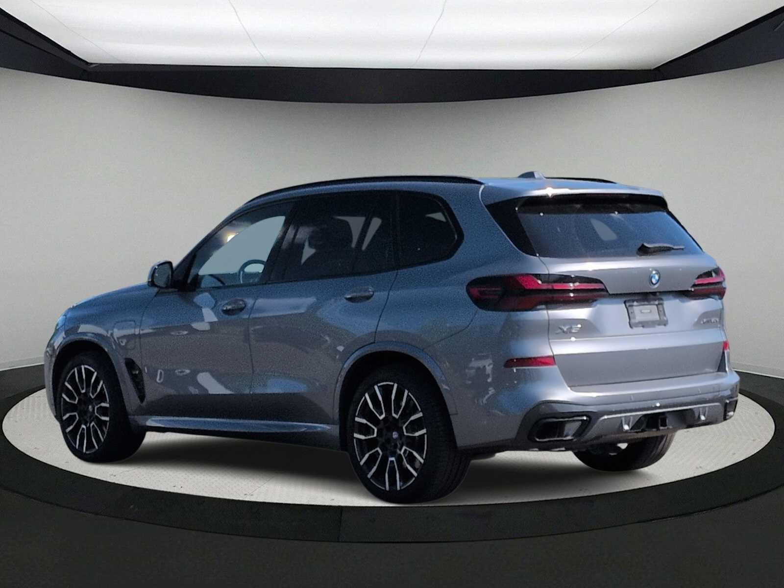 2024 BMW X5 xDrive50e