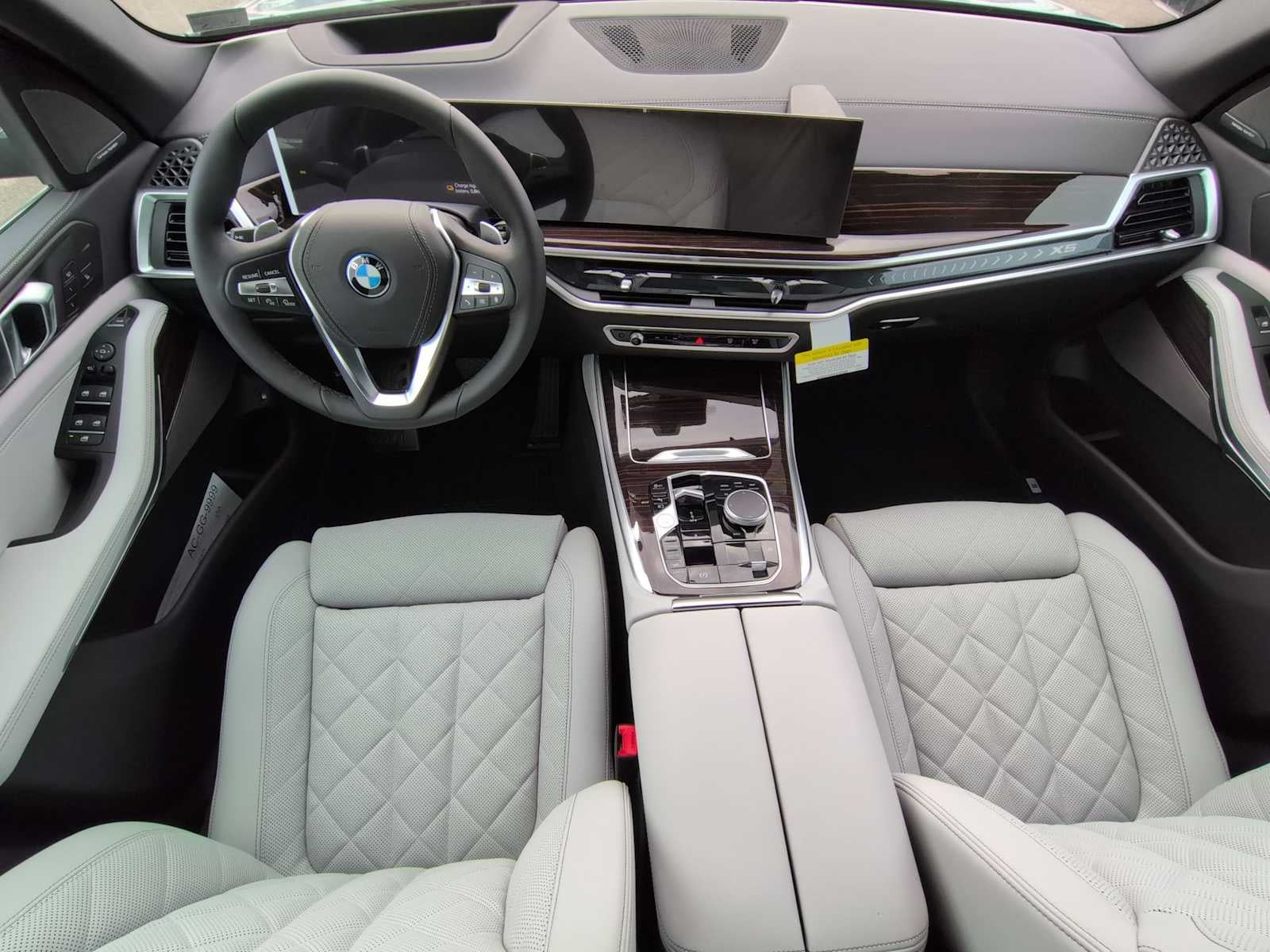 2026 BMW X5 xDrive50e xDrive50e