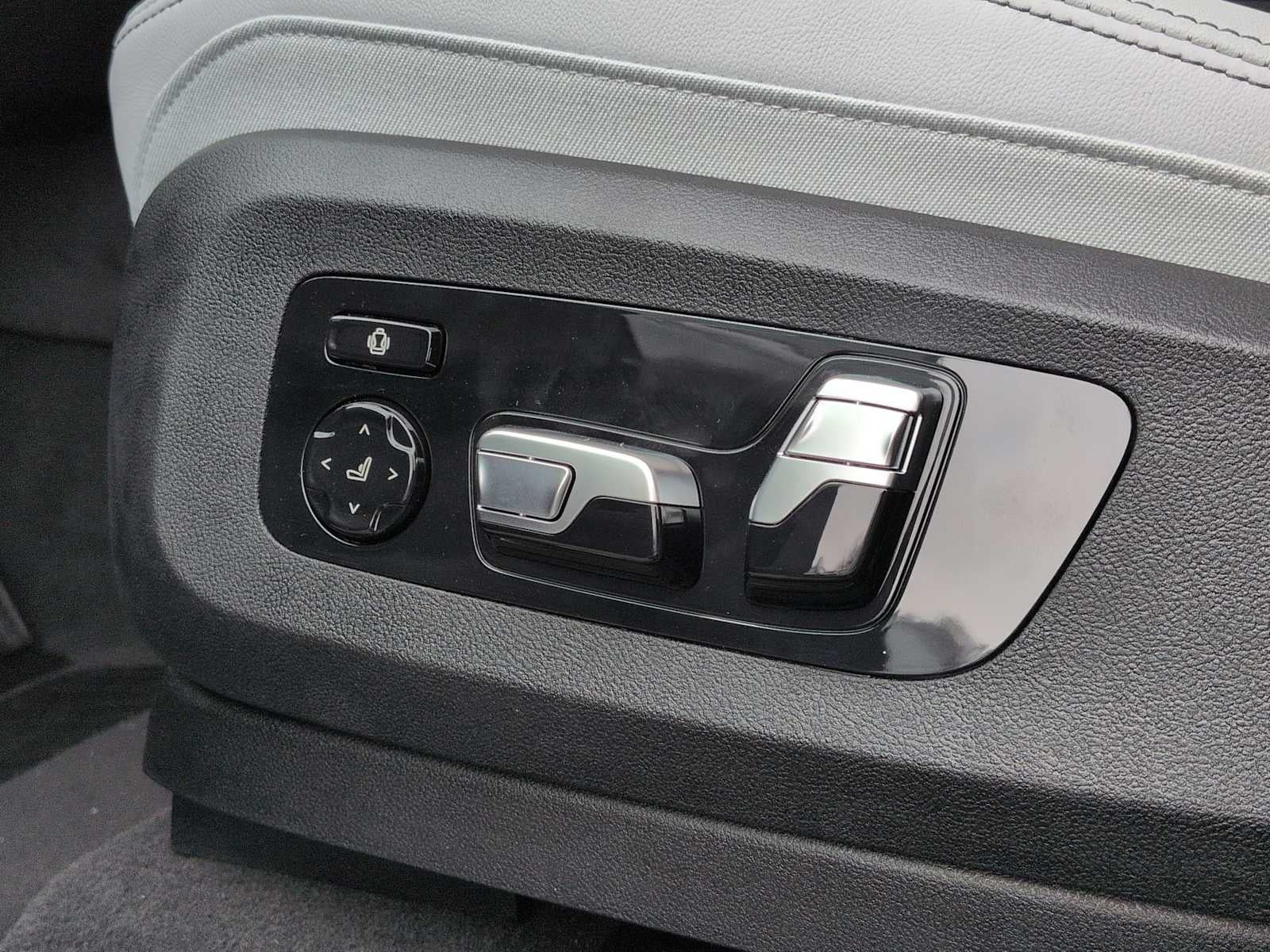 2026 BMW X5 xDrive50e xDrive50e