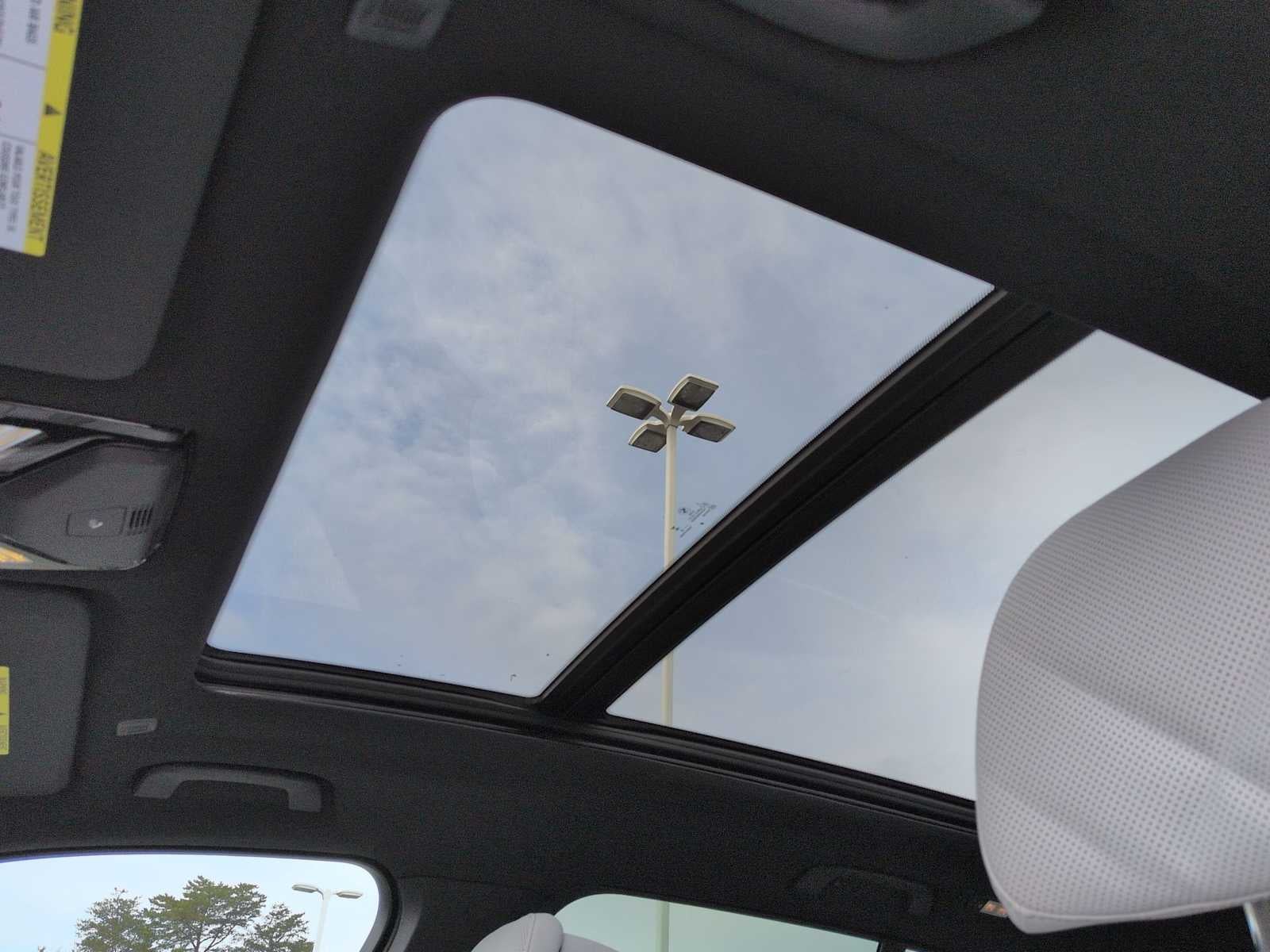 2026 BMW X5 xDrive50e xDrive50e