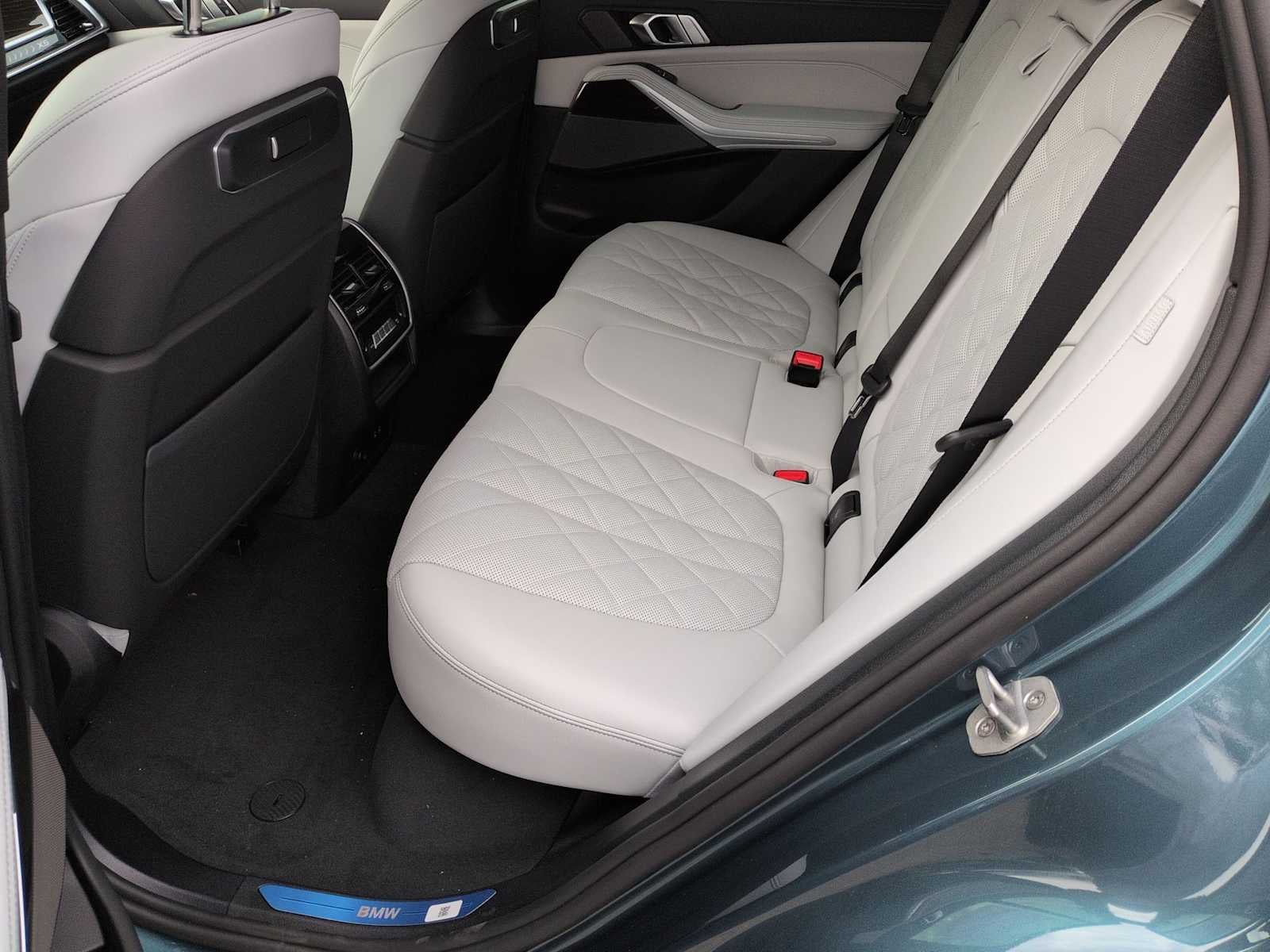 2026 BMW X5 xDrive50e xDrive50e