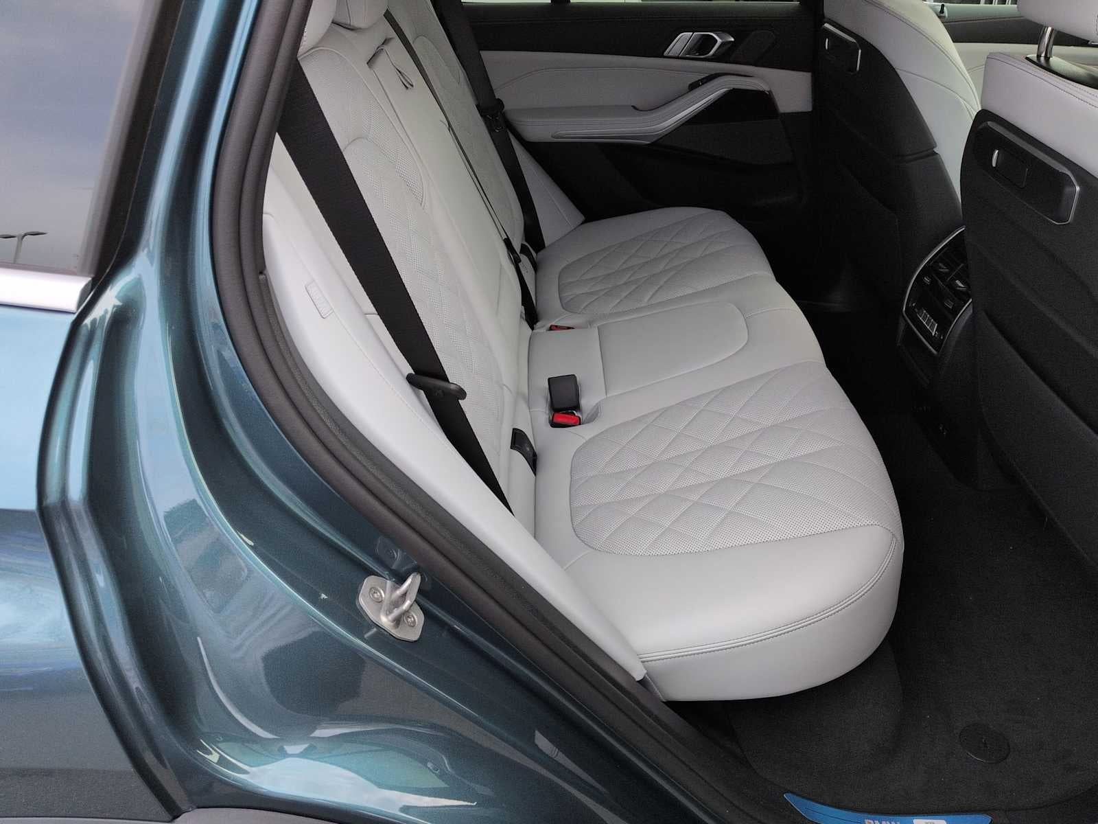 2026 BMW X5 xDrive50e xDrive50e