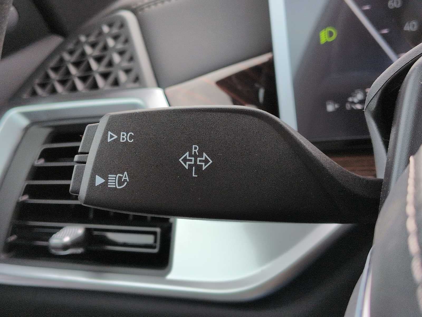 2026 BMW X5 xDrive50e xDrive50e