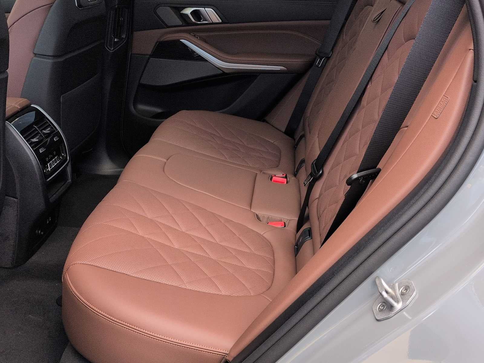 2026 BMW X5 xDrive50e xDrive50e