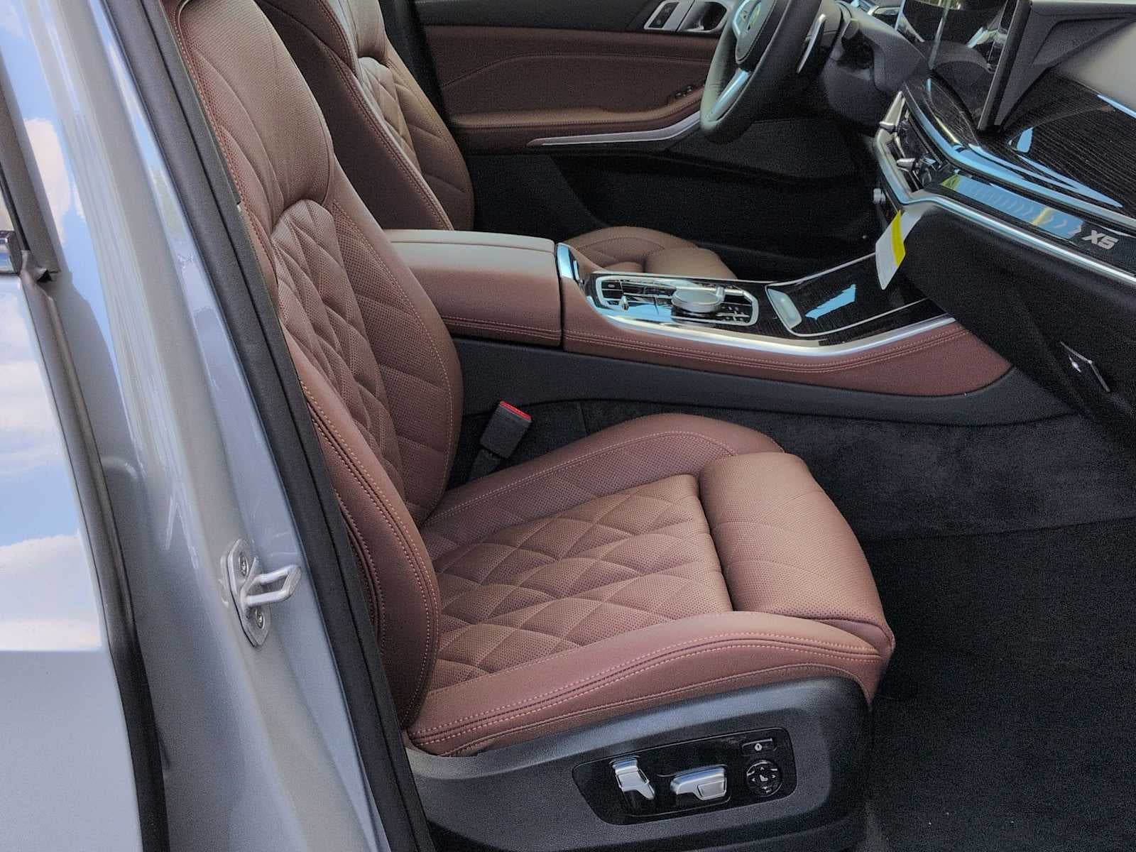 2026 BMW X5 xDrive50e xDrive50e