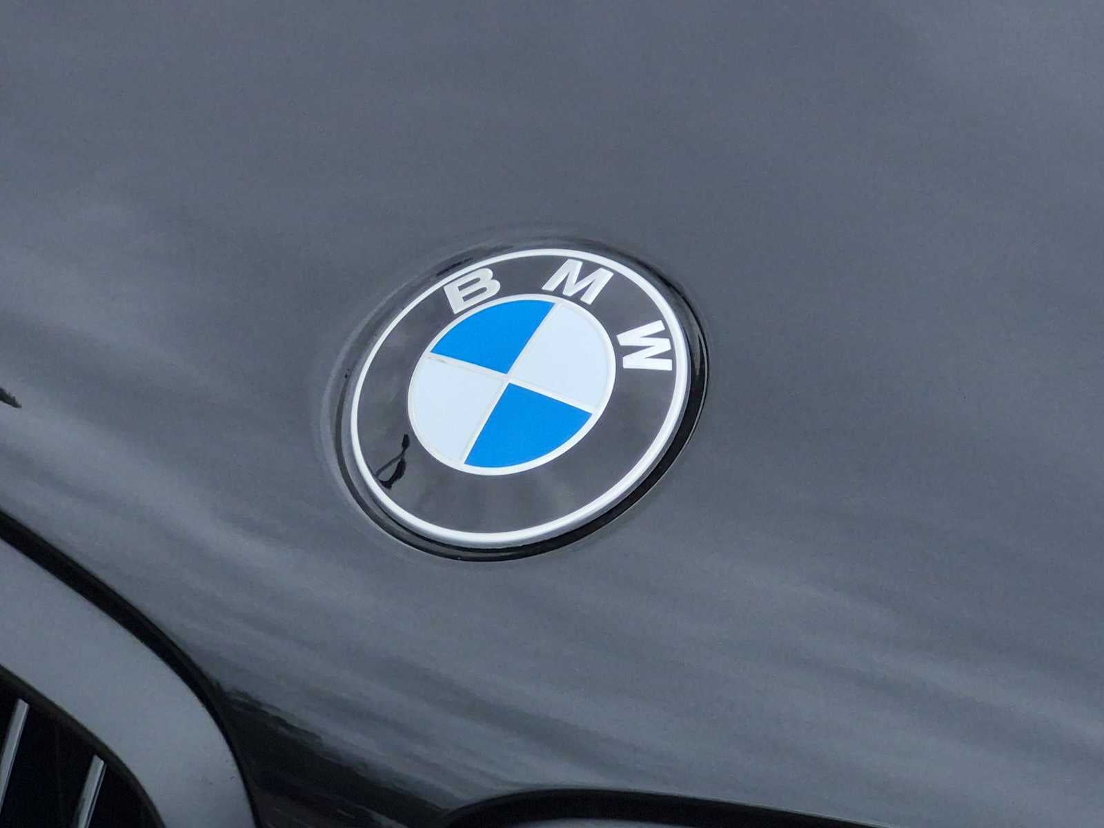 2027 BMW X6 M60i