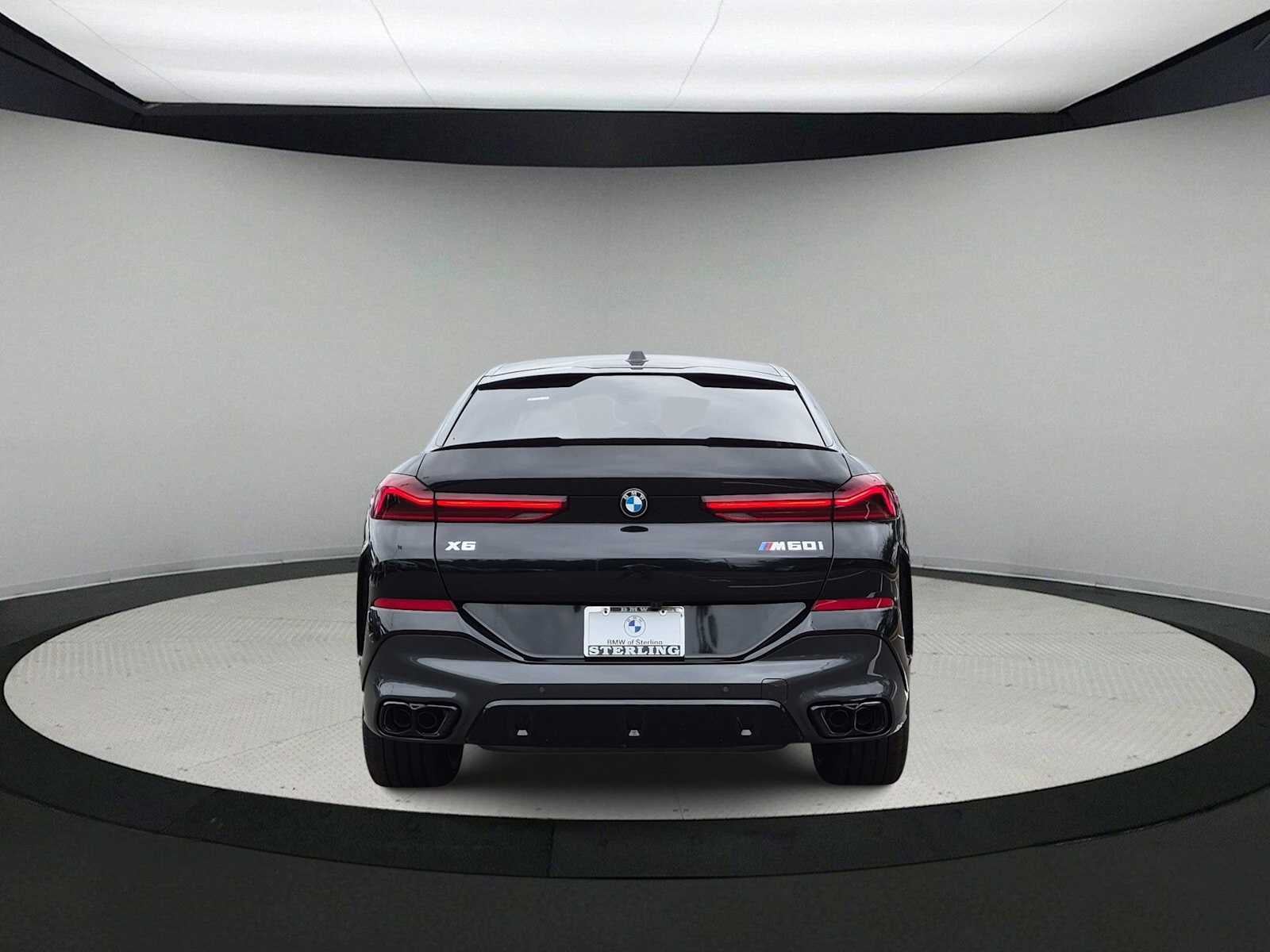 2027 BMW X6 M60i