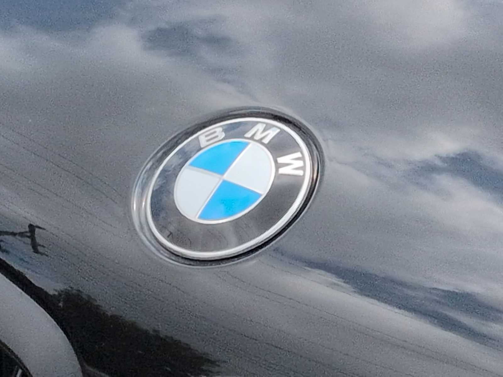 2025 BMW X6 M60i M60i