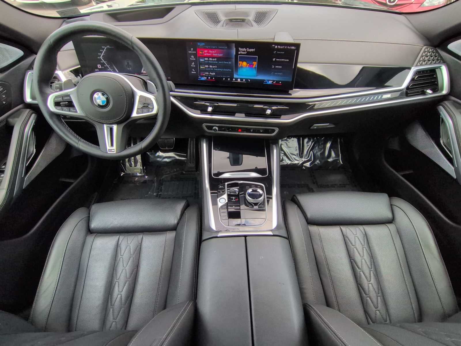 2025 BMW X6 M60i M60i