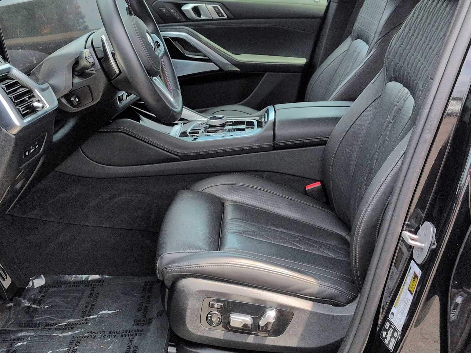2025 BMW X6 M60i M60i