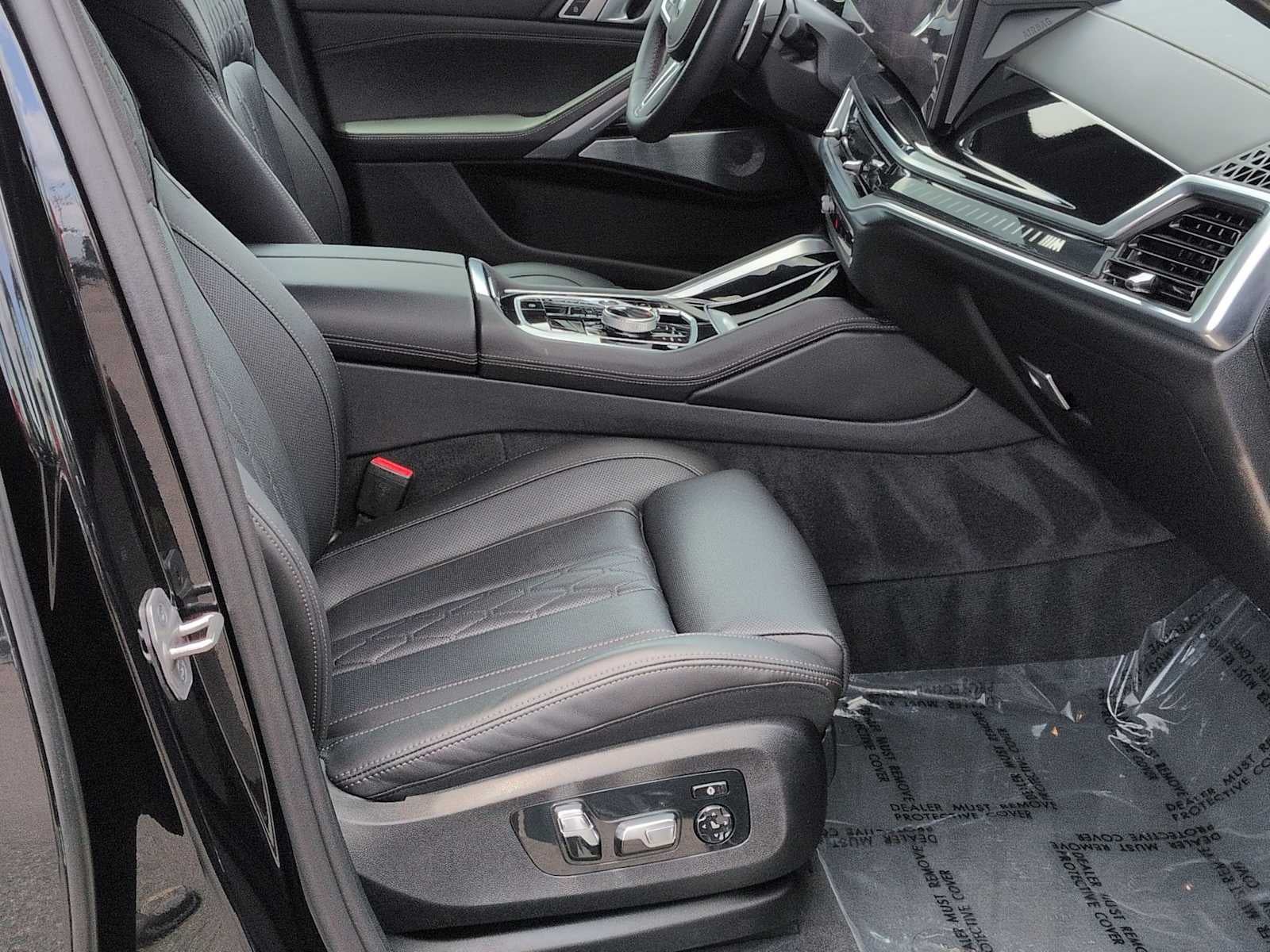 2025 BMW X6 M60i M60i