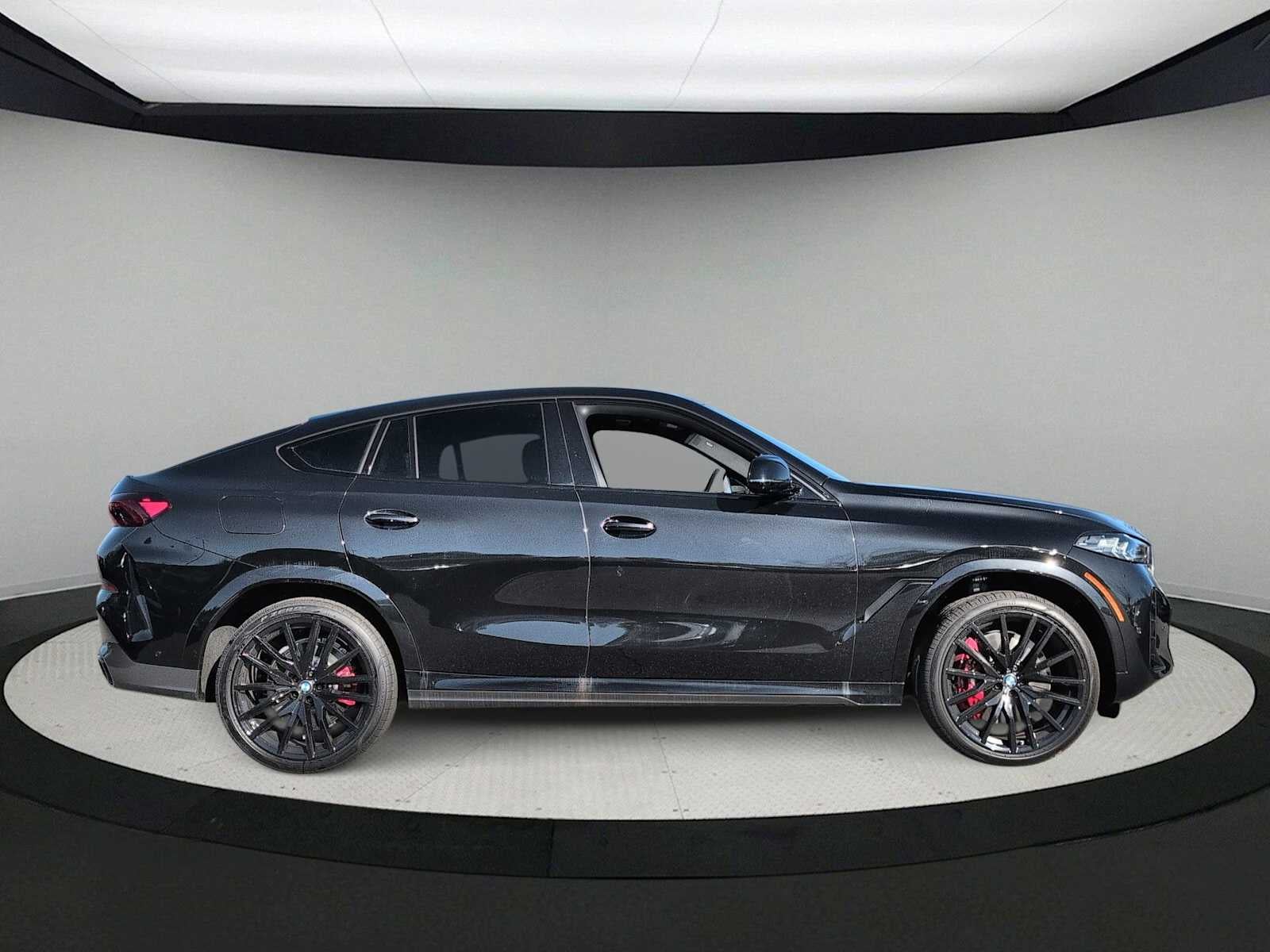 2026 BMW X6 M60i