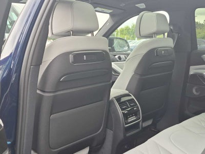 2027 BMW X6 M60i