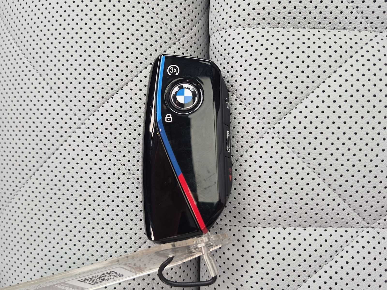 2027 BMW X6 M60i