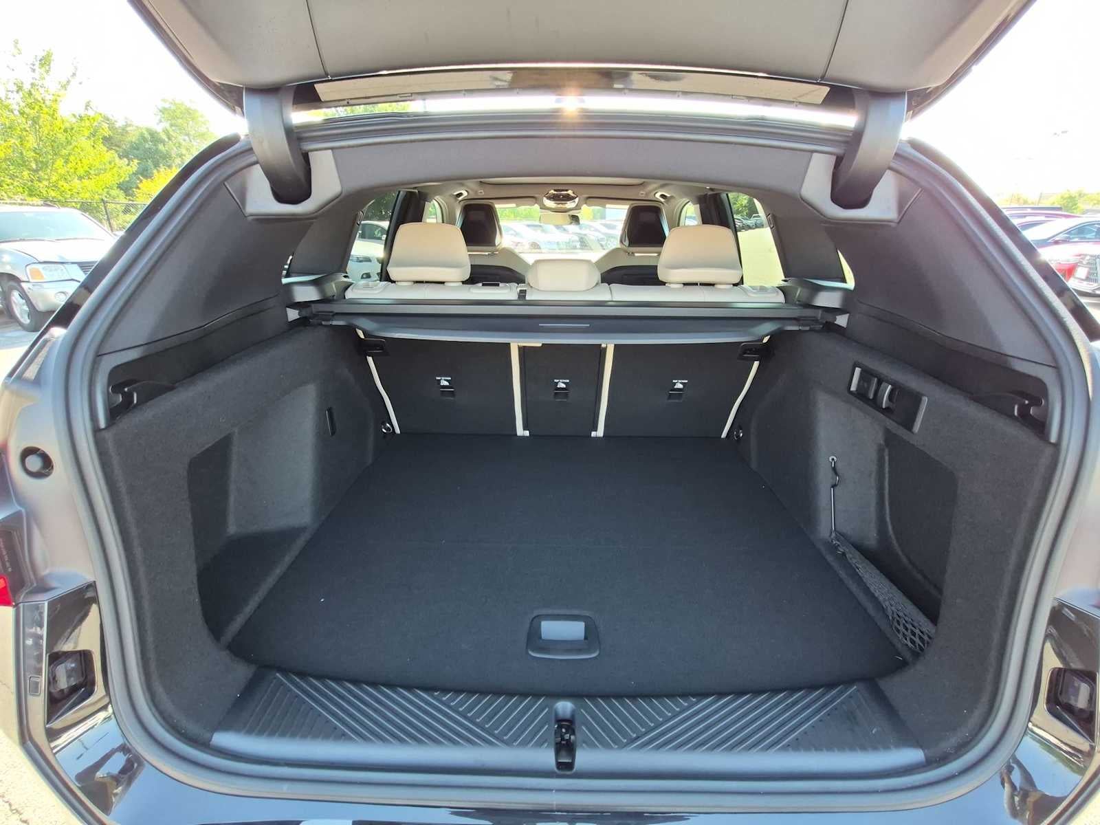 2026 BMW X3 30 - Photo 35