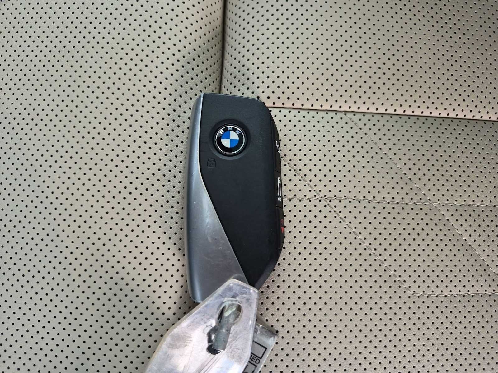 2026 BMW X3 30 - Photo 36