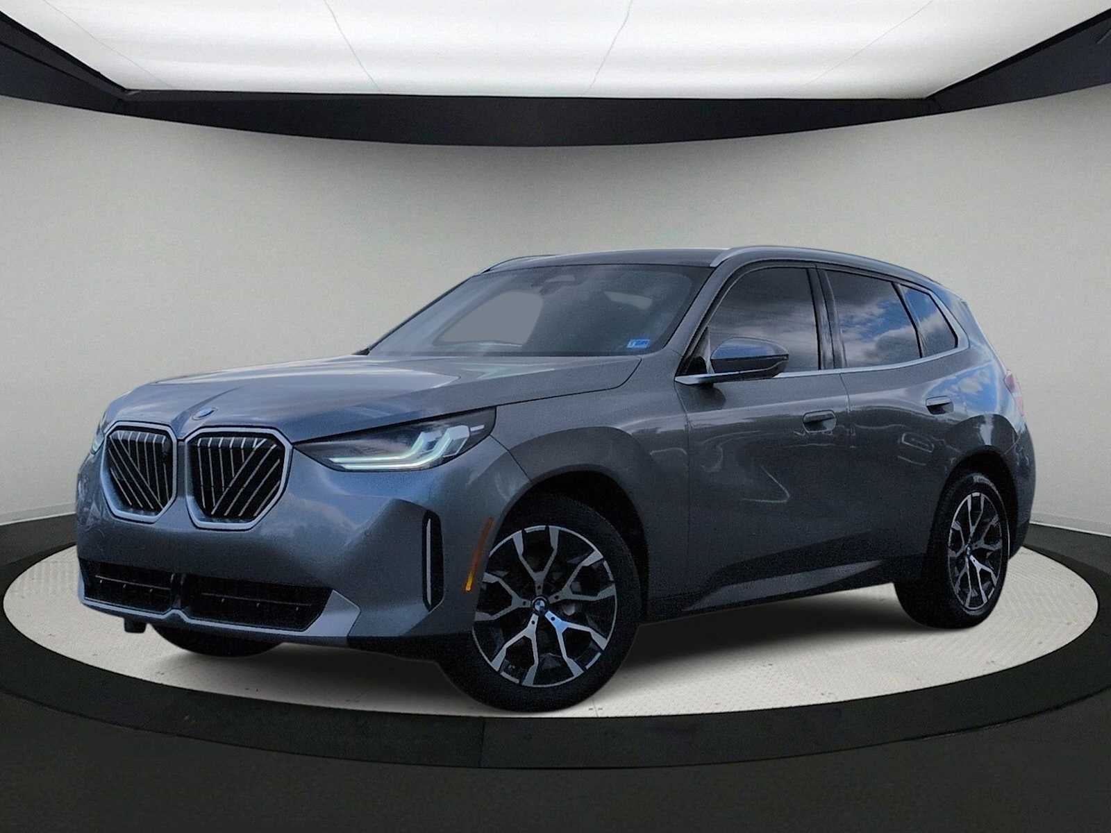 2026 BMW X3 30 XDRIVE's photo