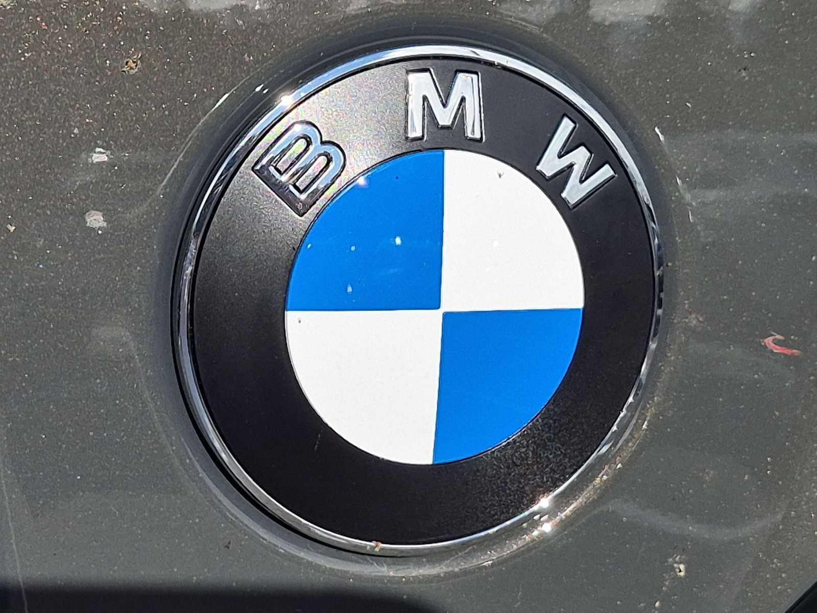 2027 BMW X5 40 xDrive