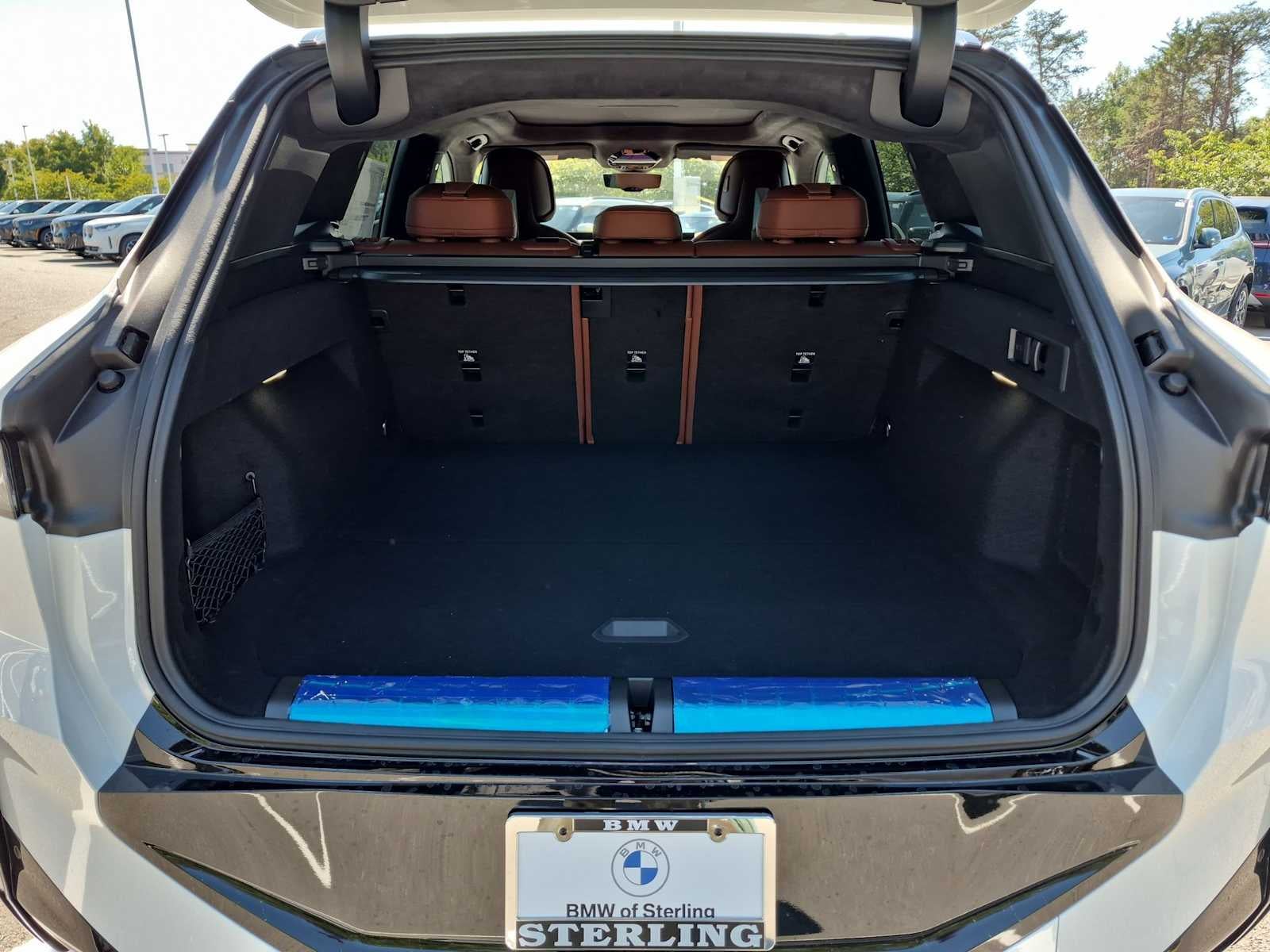2027 BMW X5 40 xDrive