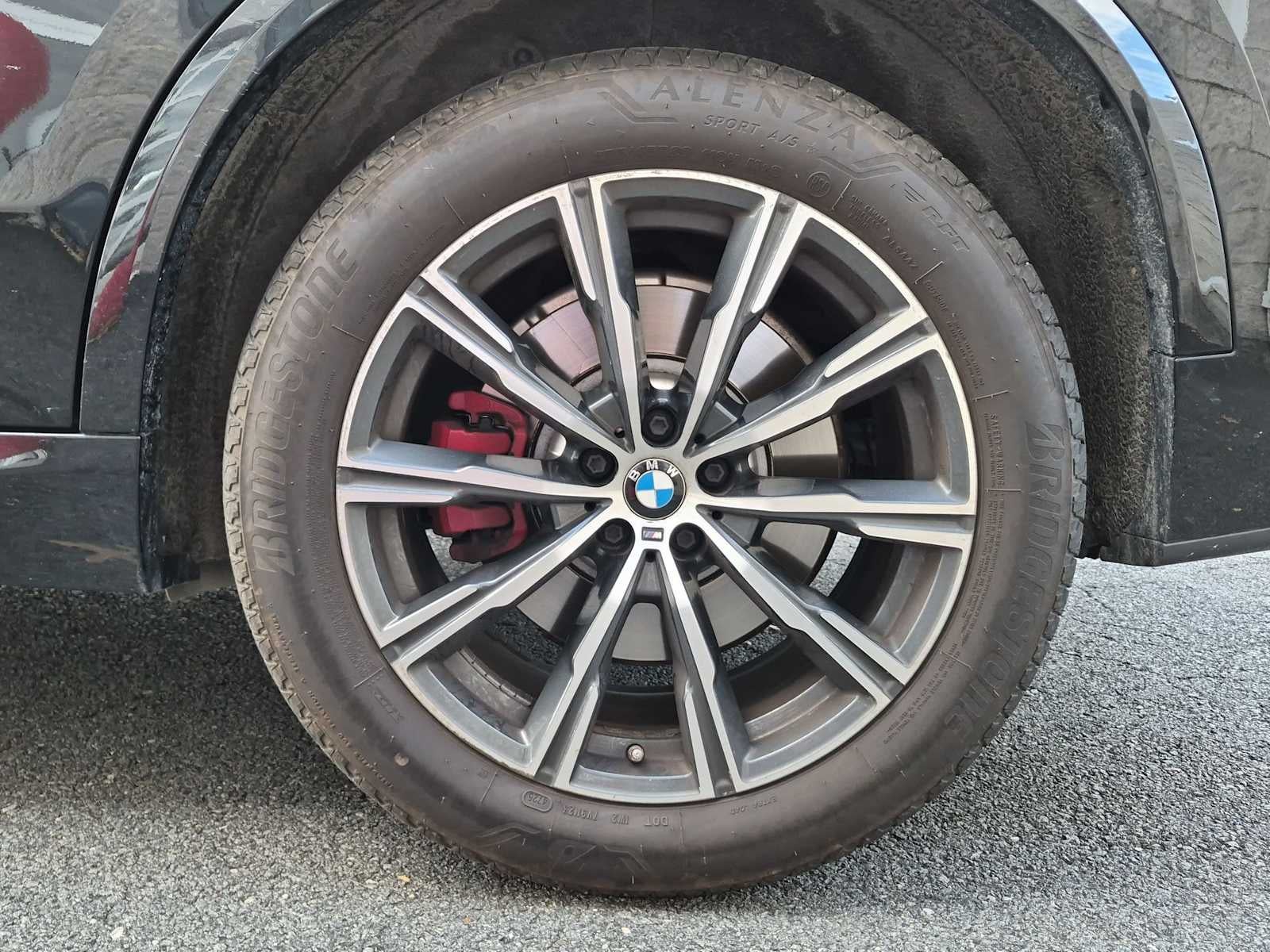 2022 BMW X5 M50i