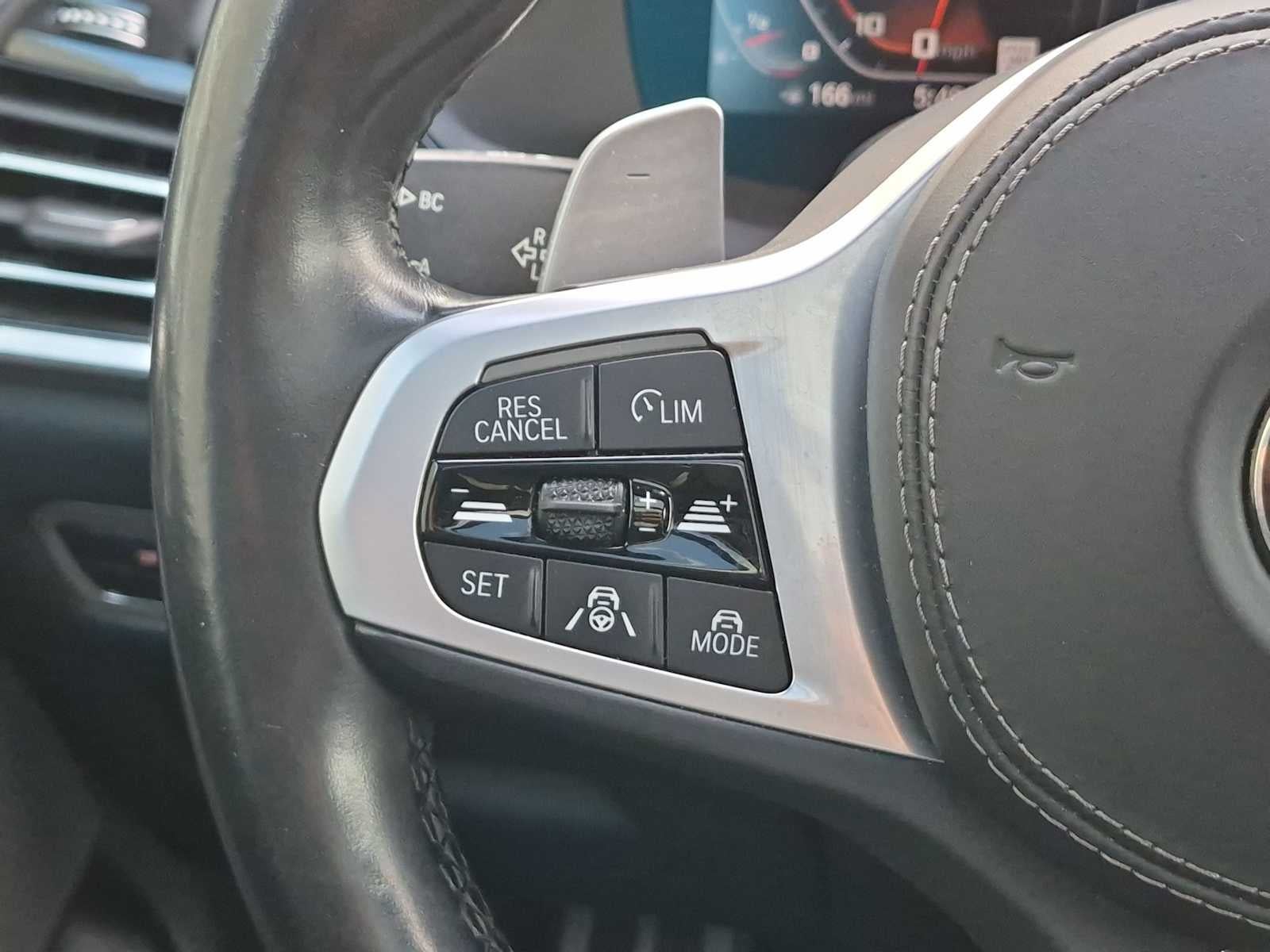 2022 BMW X5 M50i