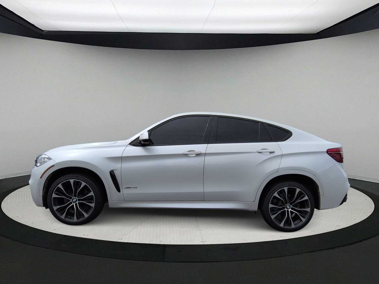 2019 BMW X6 xDrive50i