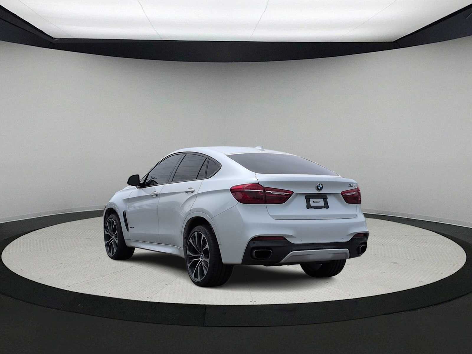 2019 BMW X6 xDrive50i