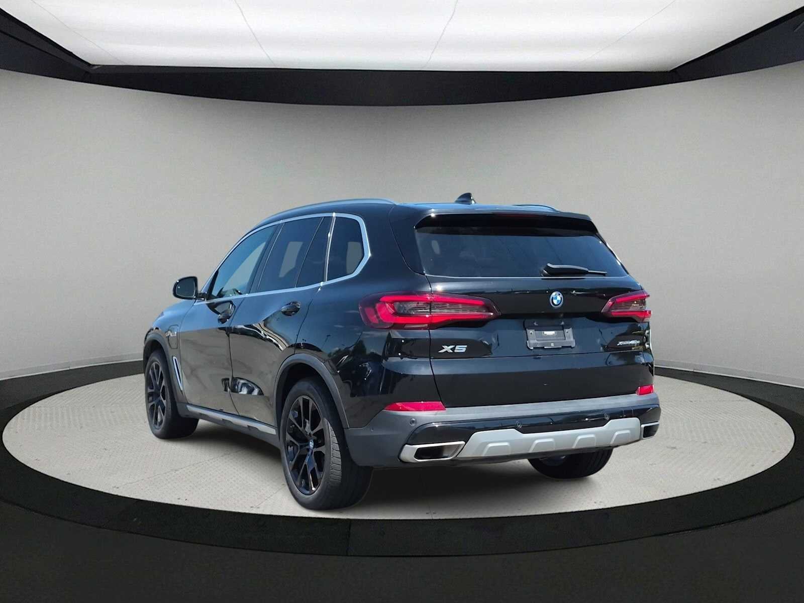 2023 BMW X5 xDrive45e
