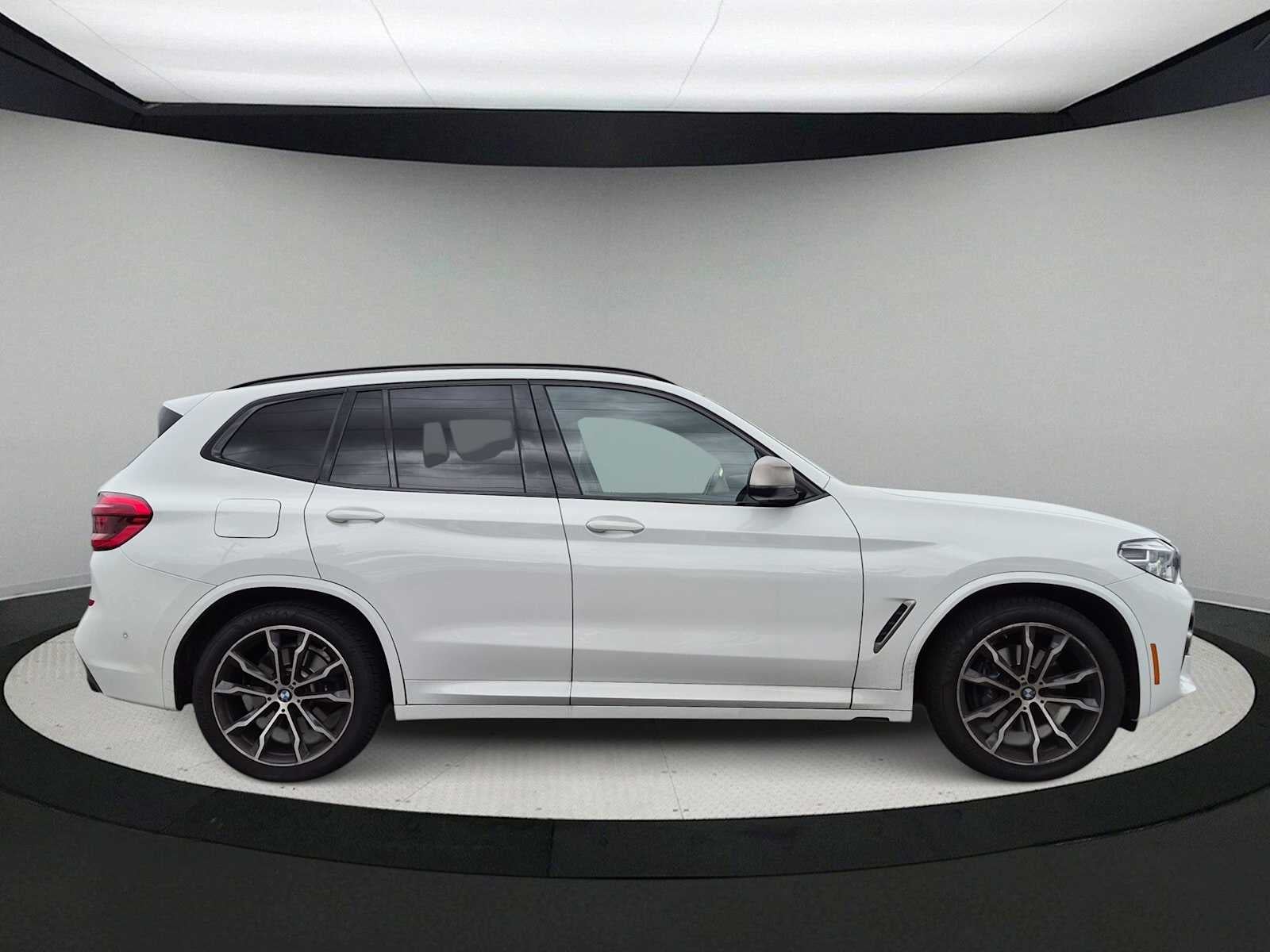 2021 BMW X3 M40i