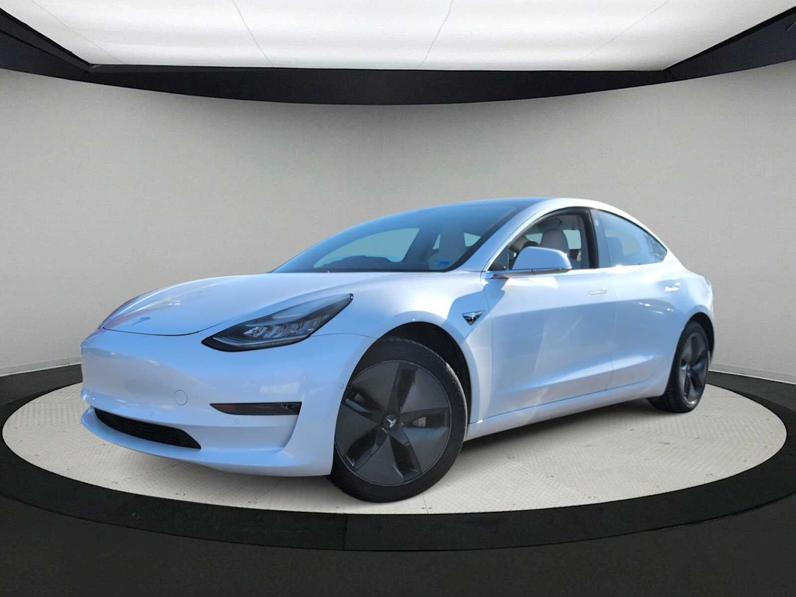 2019 Tesla Model 3 Base