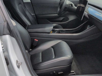 2019 Tesla Model 3 Standard Range Plus