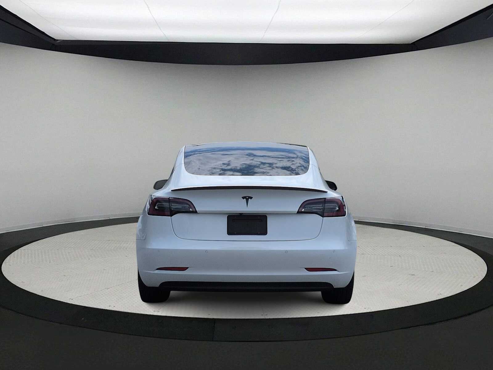 2019 Tesla Model 3 Standard Range Plus