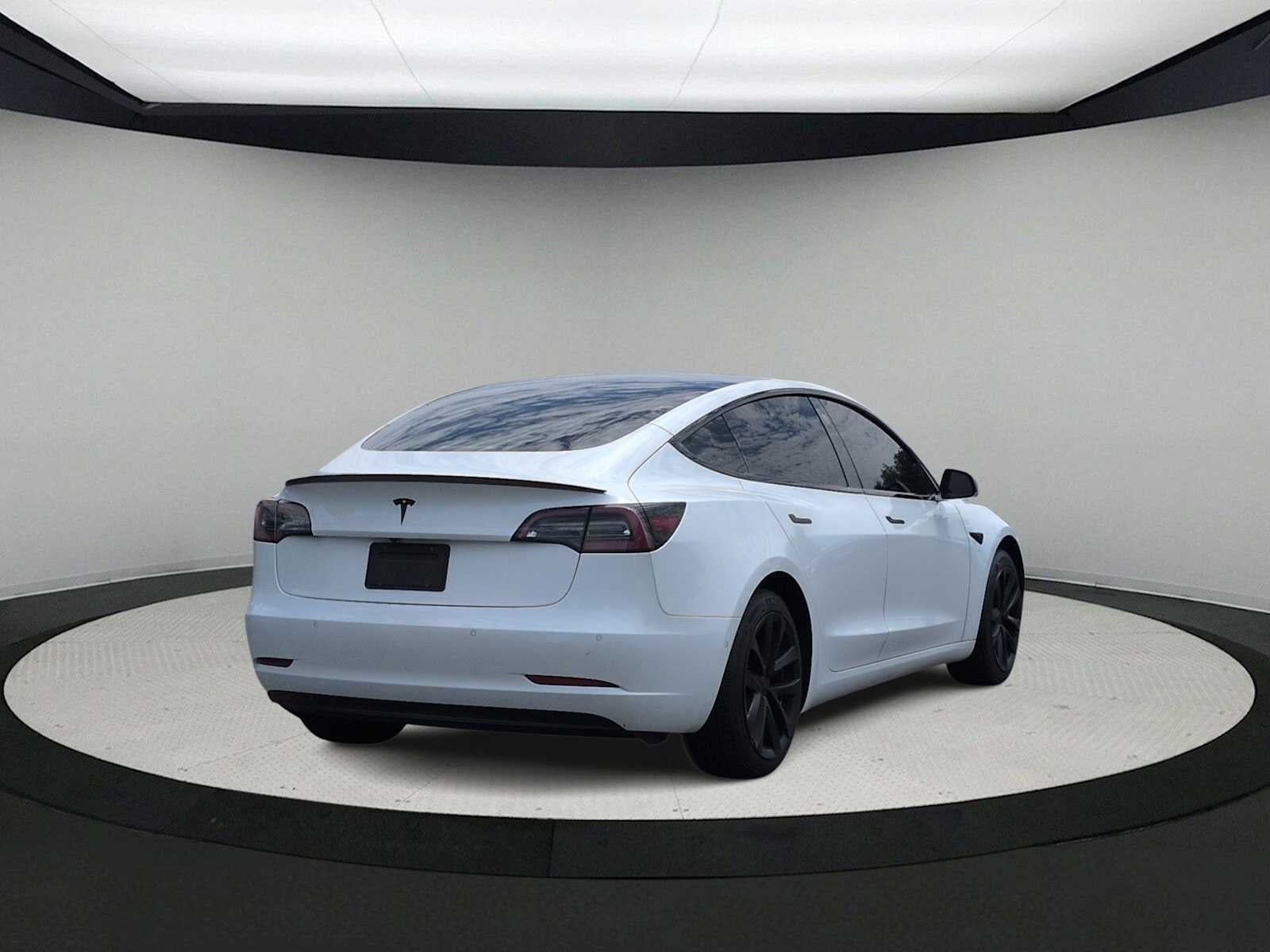 2019 Tesla Model 3 Standard Range Plus