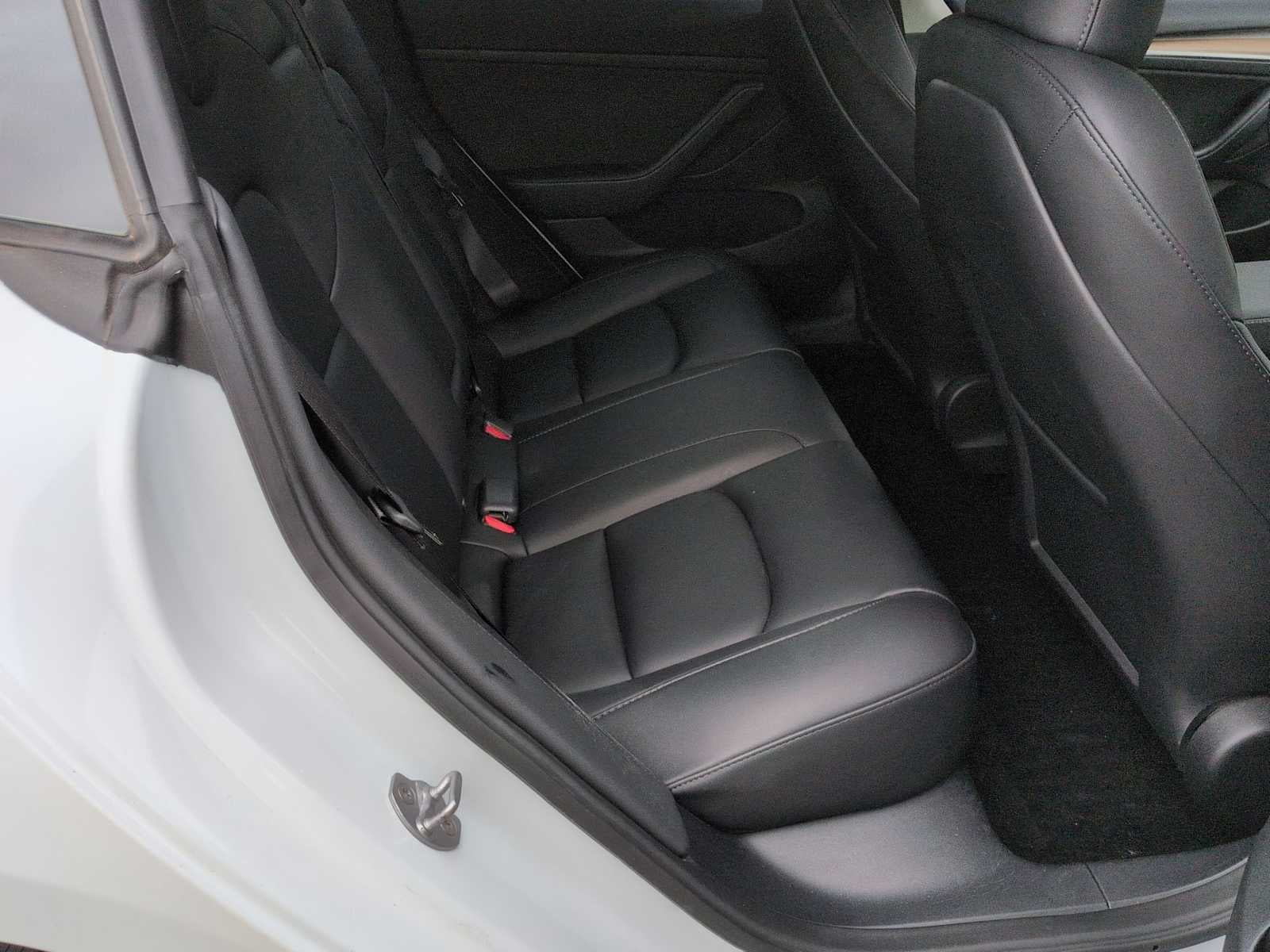 2023 Tesla Model 3 RWD