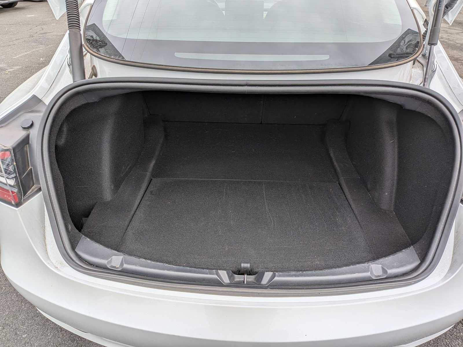 2023 Tesla Model 3 RWD