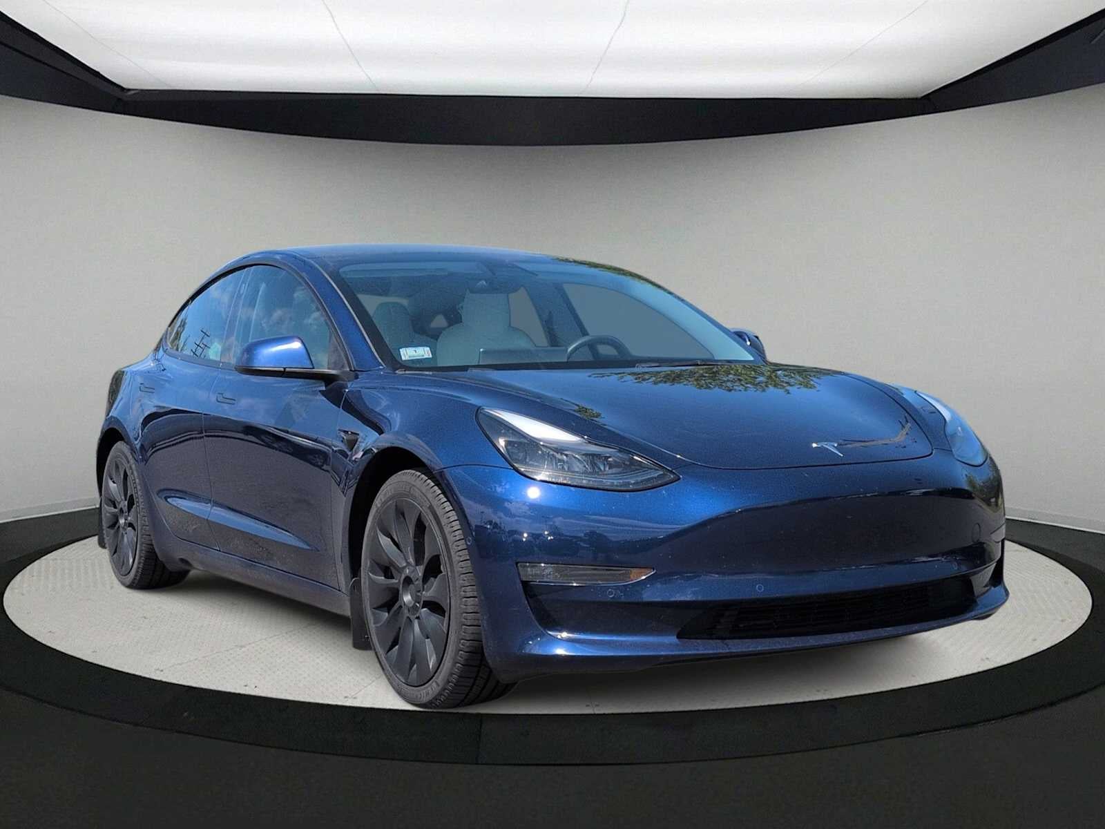 2022 Tesla Model 3 Long Range