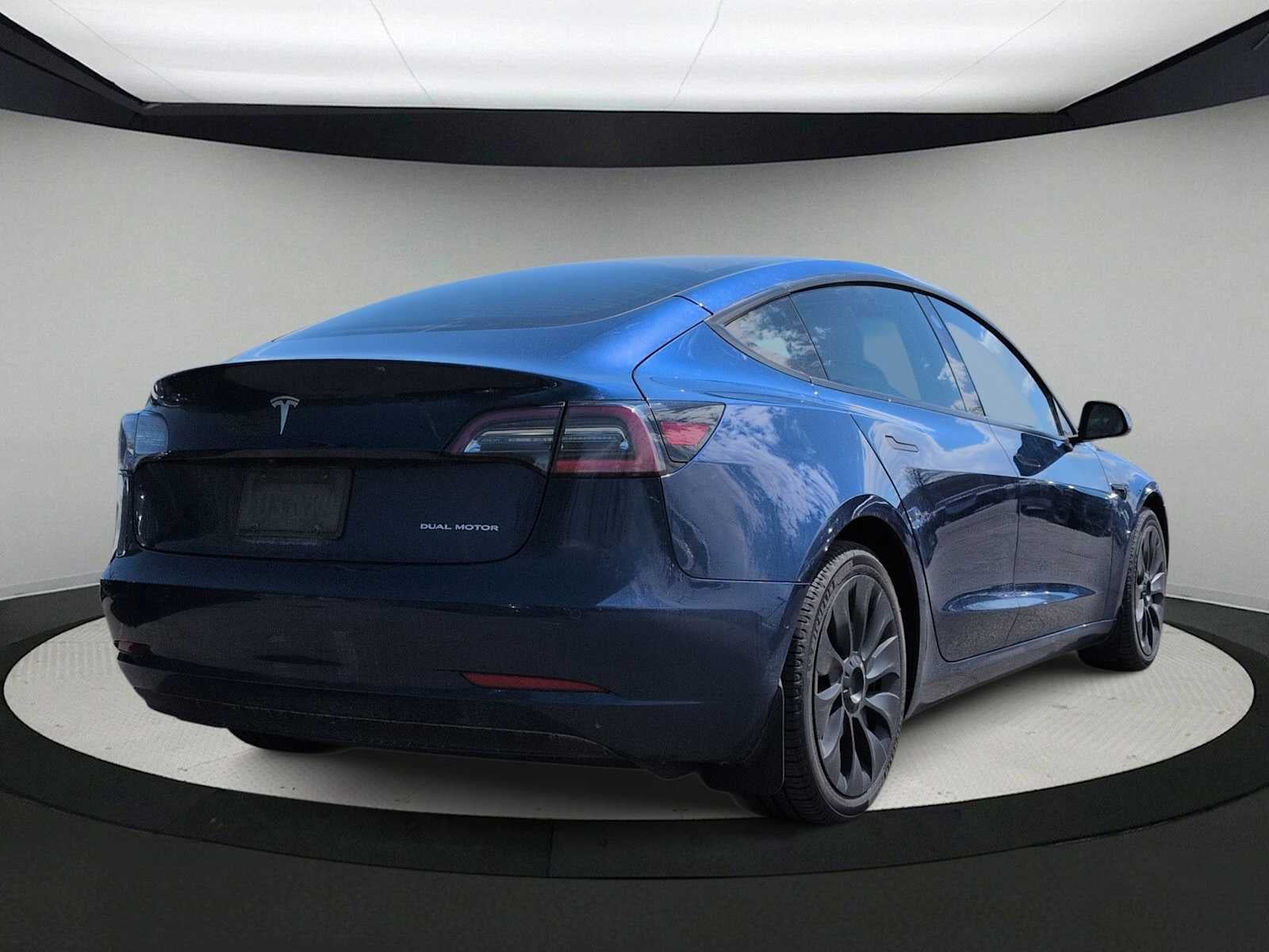 2022 Tesla Model 3 Long Range
