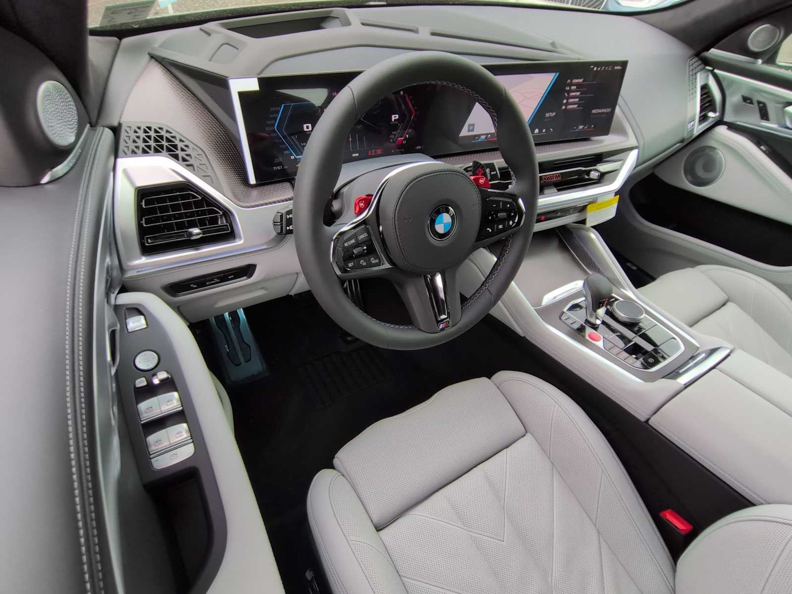 2026 BMW XM Label