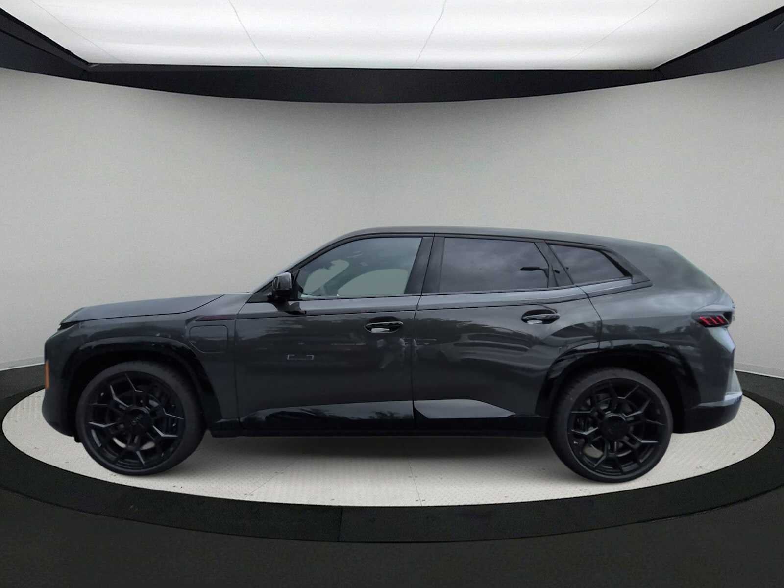2026 BMW XM Label
