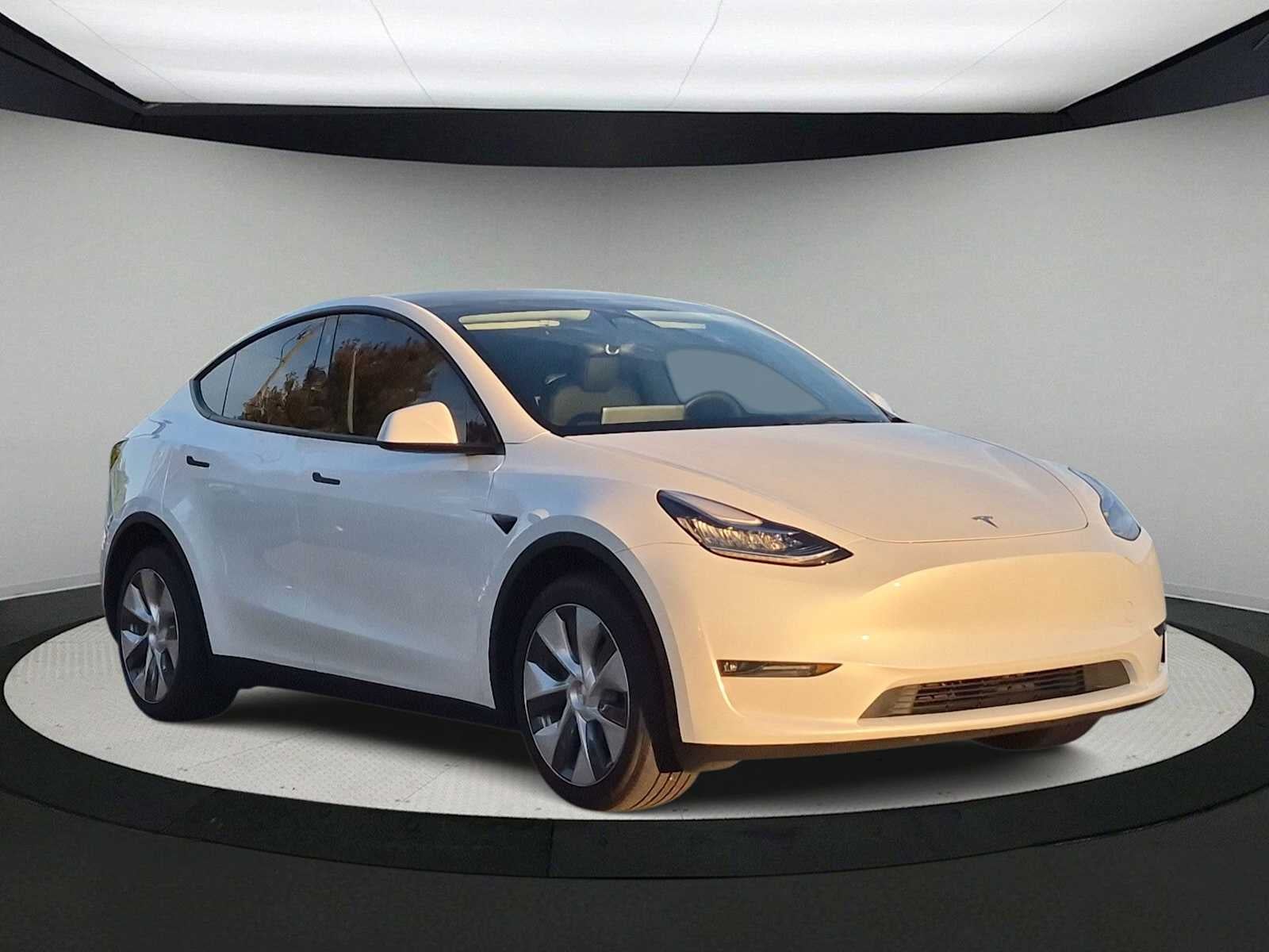 Used 2023 Tesla Model Y Long Range with VIN 7SAYGDEE5PA103257 for sale in Sterling, VA