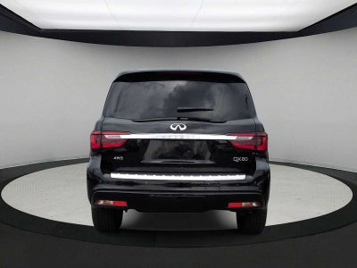 2022 INFINITI QX80 LUXE